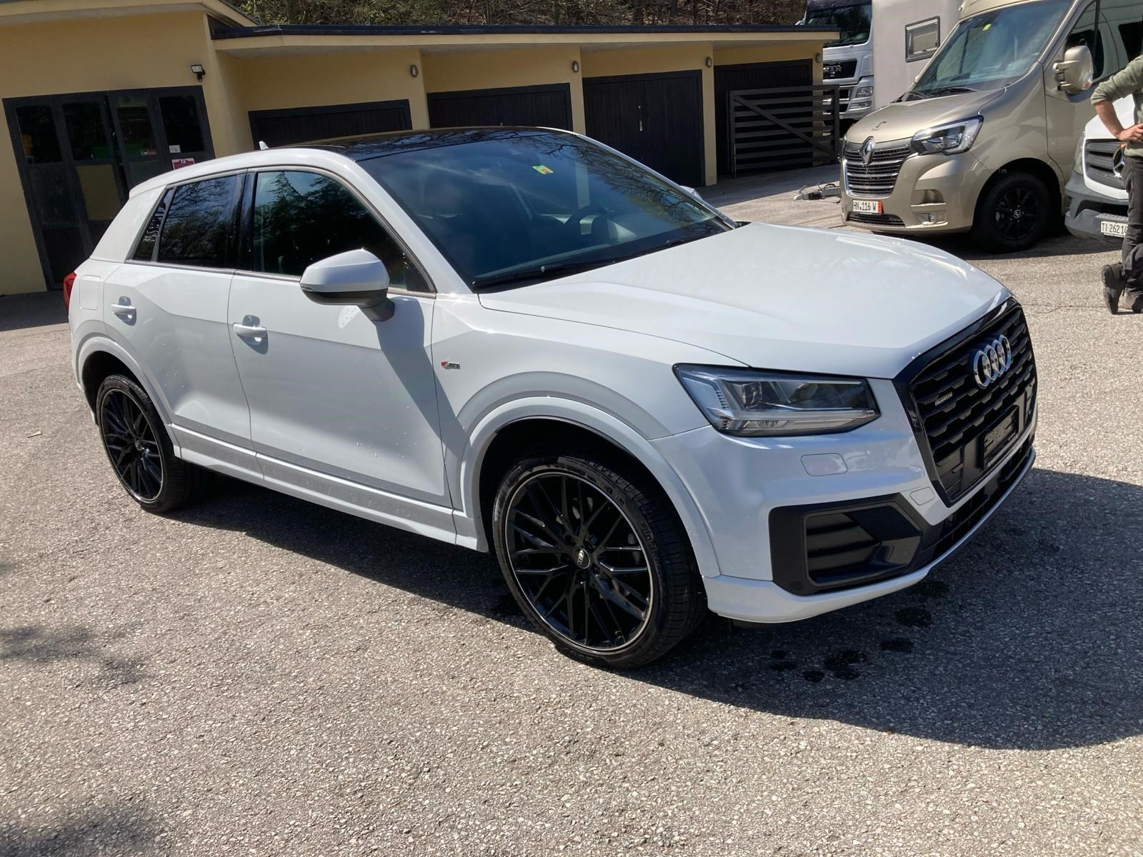 AUDI Q2 2.0 TFSI sport quattro S-tronic