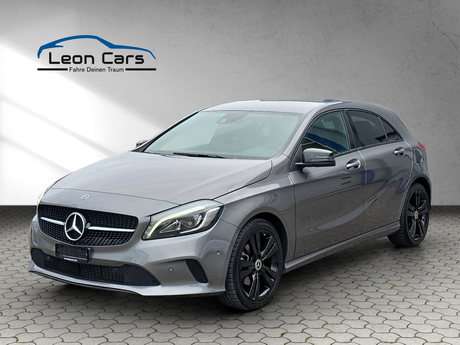 MERCEDES-BENZ A 180 Night Star 7G-DCT