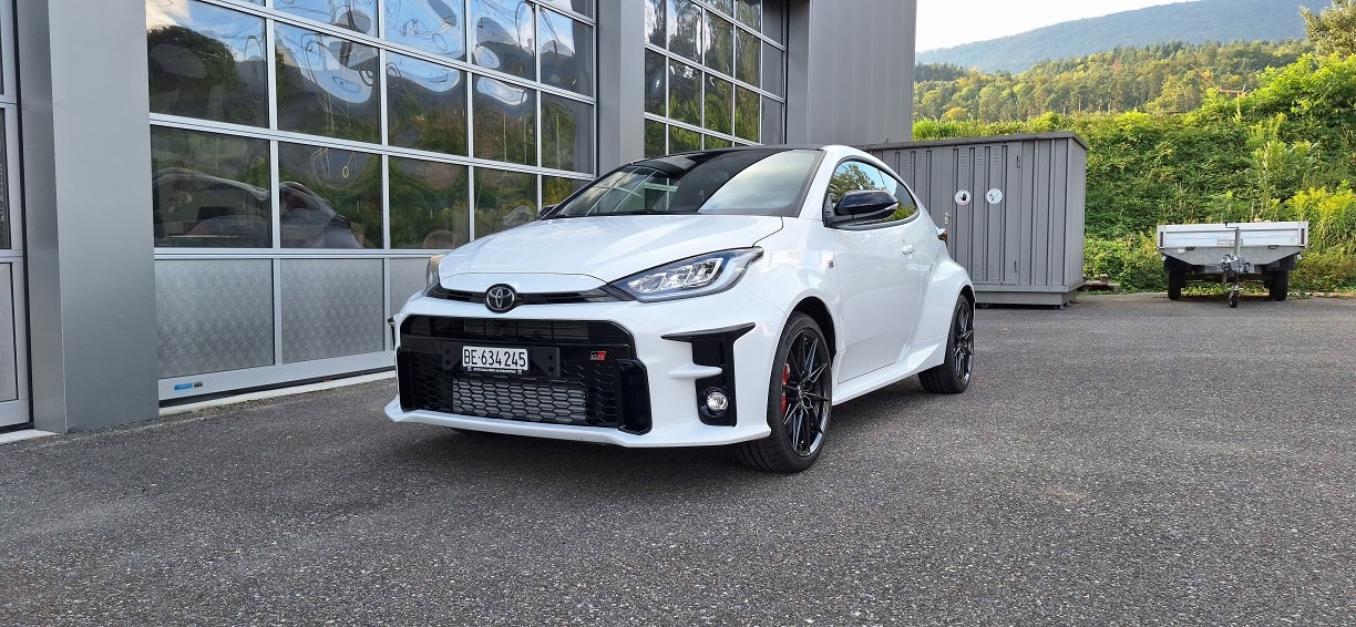 TOYOTA Yaris 1.6 GR Sport