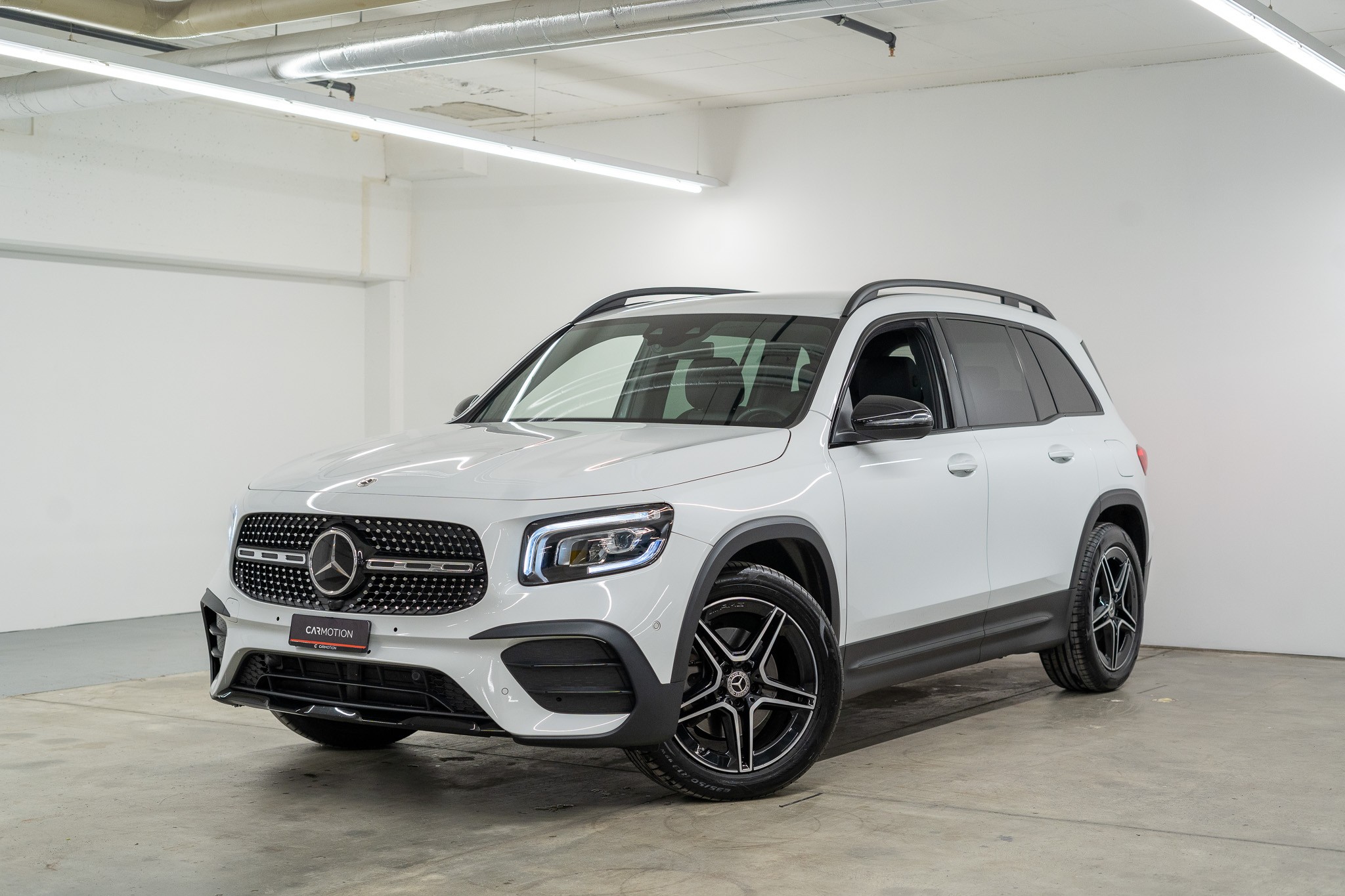 MERCEDES-BENZ GLB 200 d AMG Line