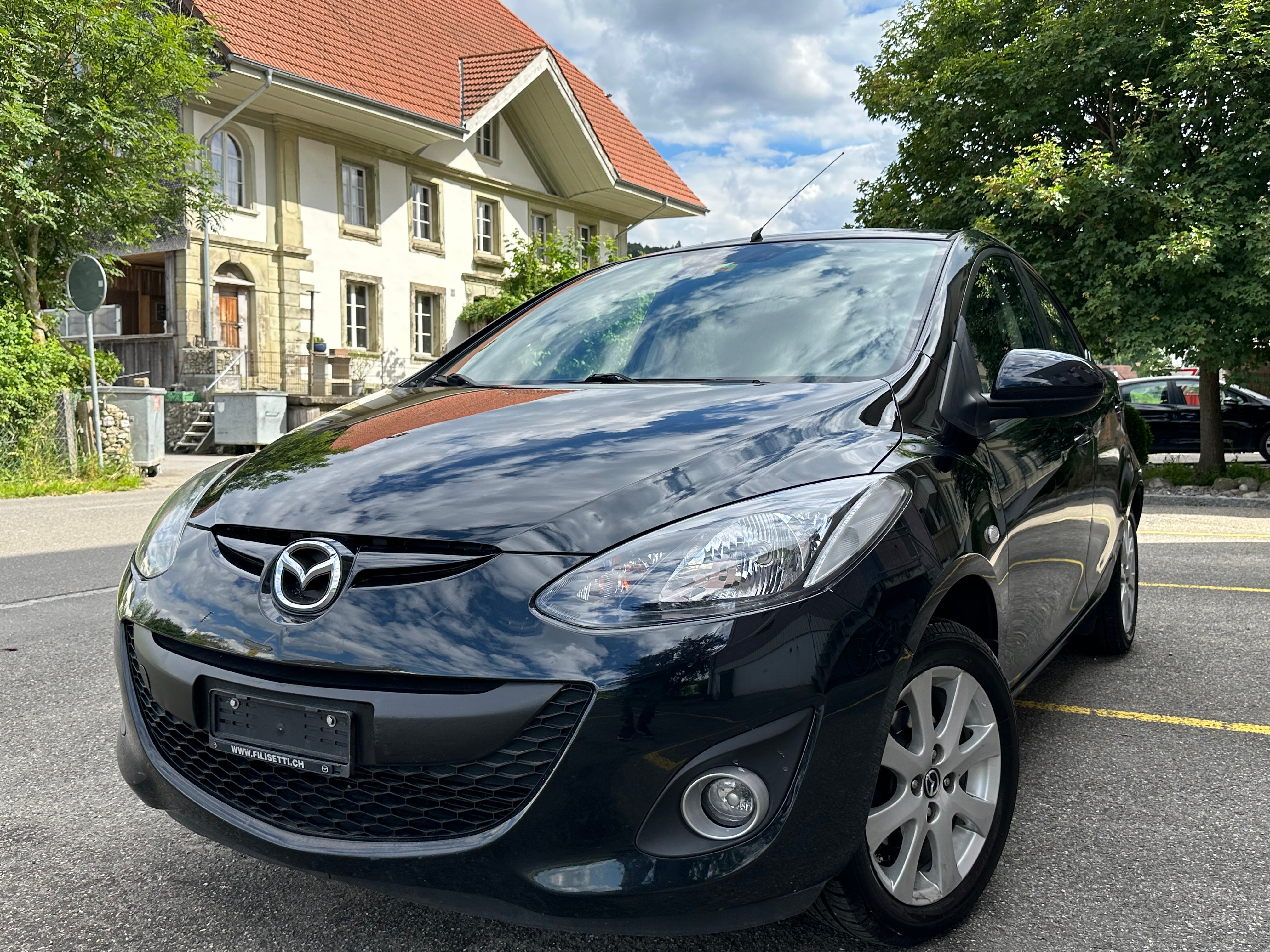 MAZDA 2 1.3i 16V Exclusive