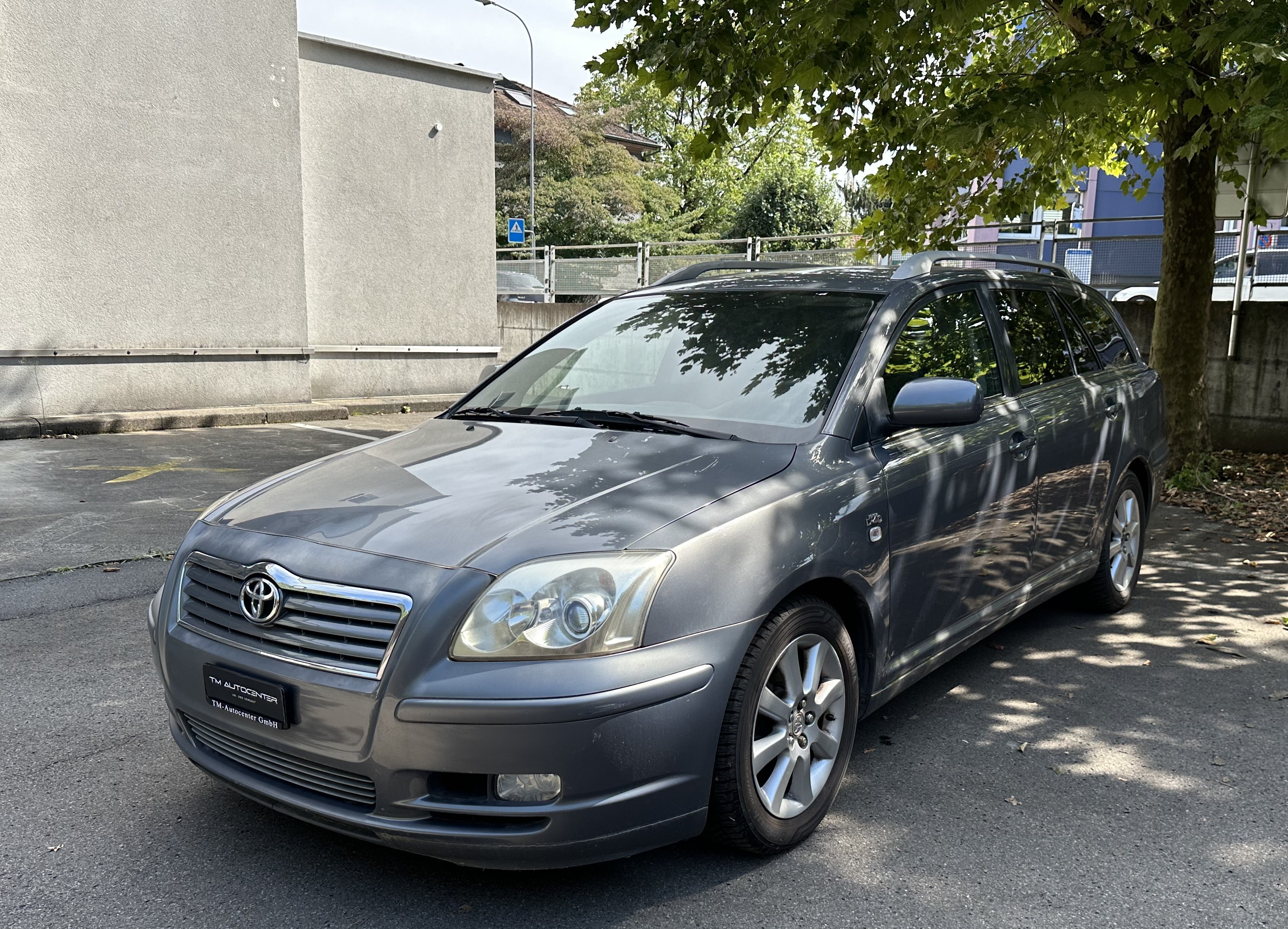 TOYOTA Avensis 2.0D-4 D Linea Terra Sportswagon