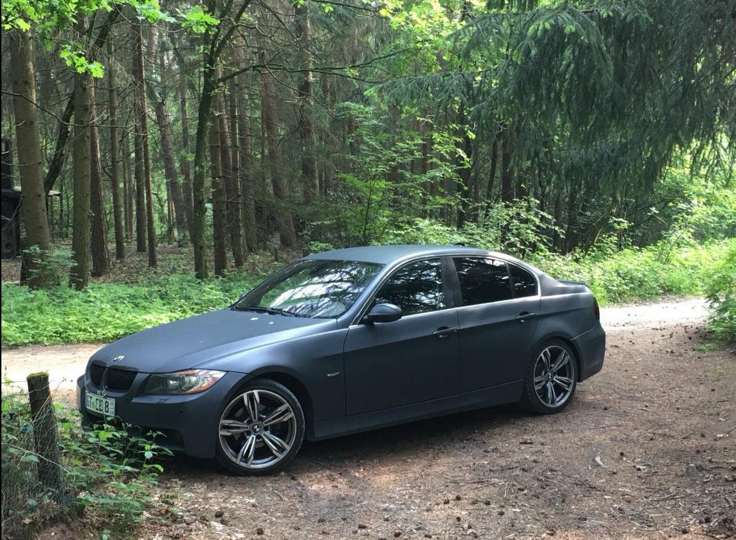 BMW 325i