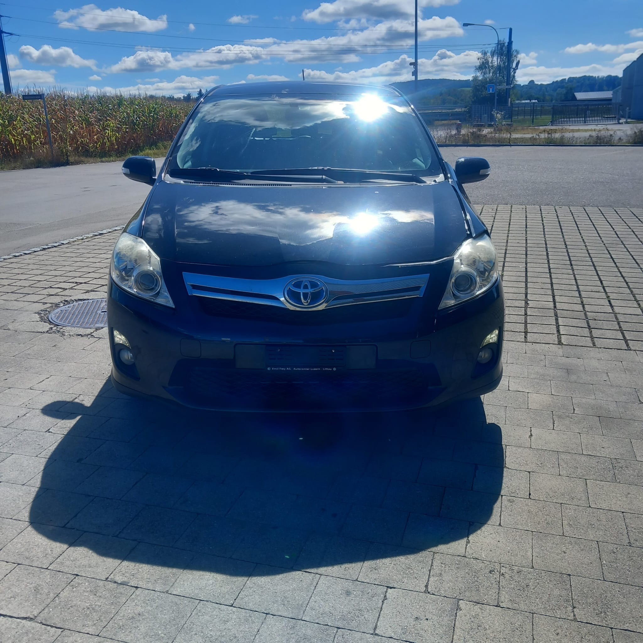 TOYOTA Auris 1.8 16V HSD Linea Sol Premium