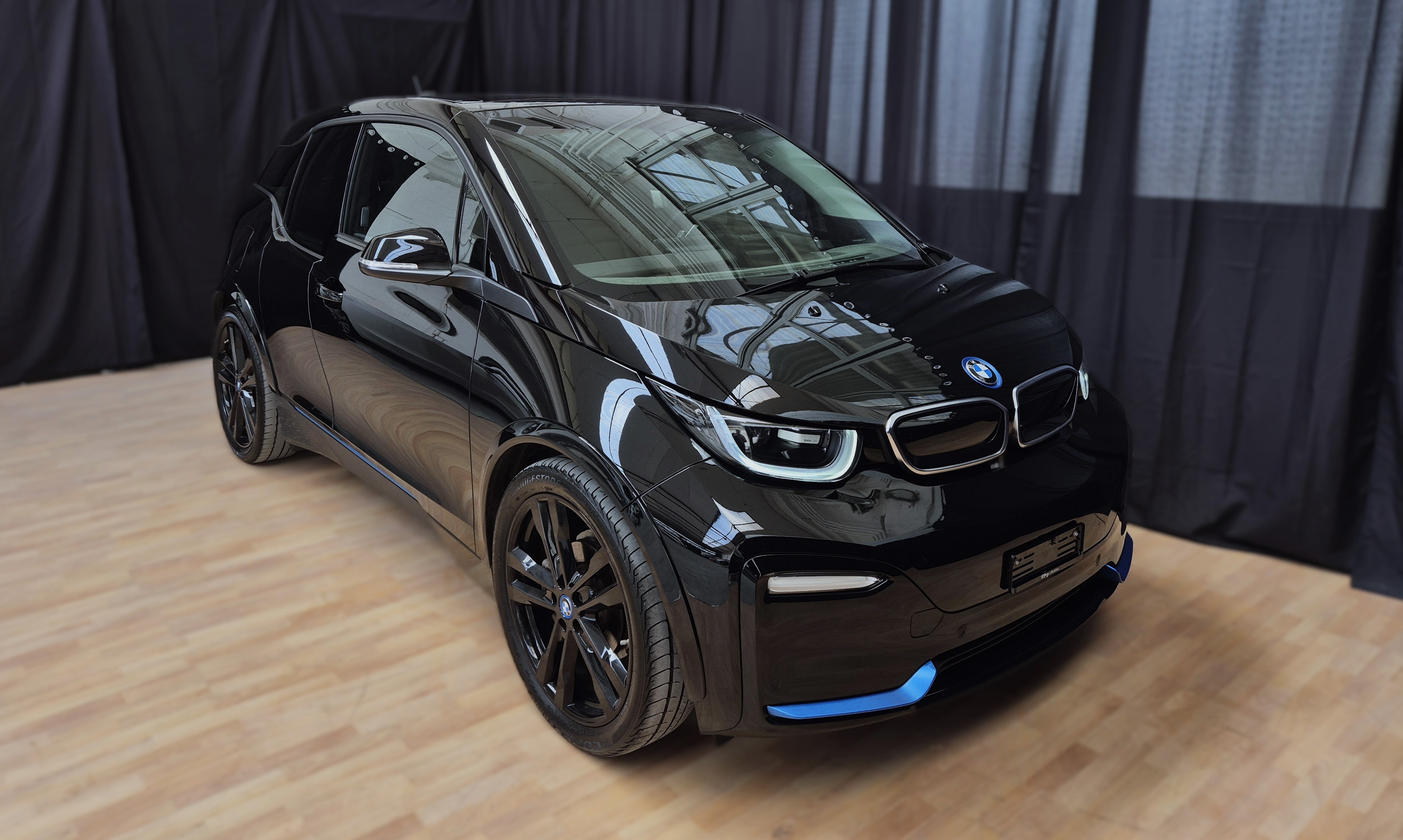 BMW i3s