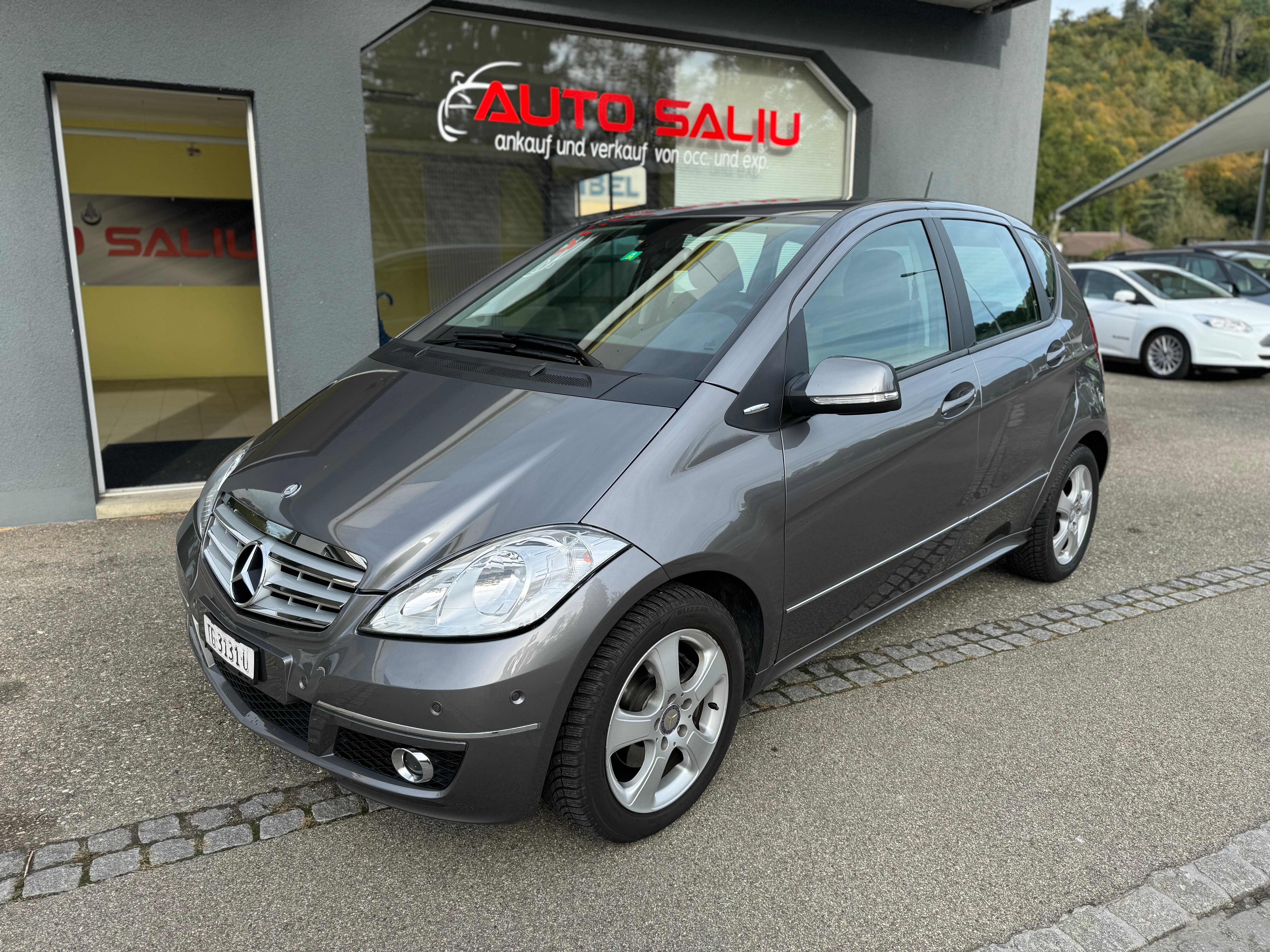 MERCEDES-BENZ A 180 Avantgarde Selection Autotronic