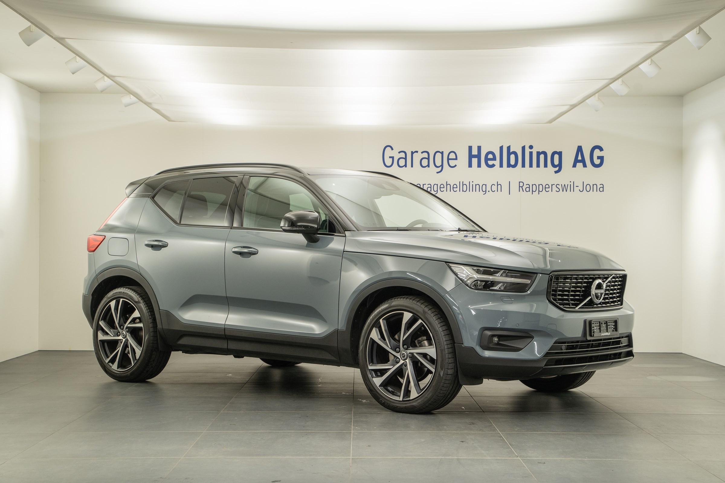 VOLVO XC40 2.0 T5 R-Design AWD