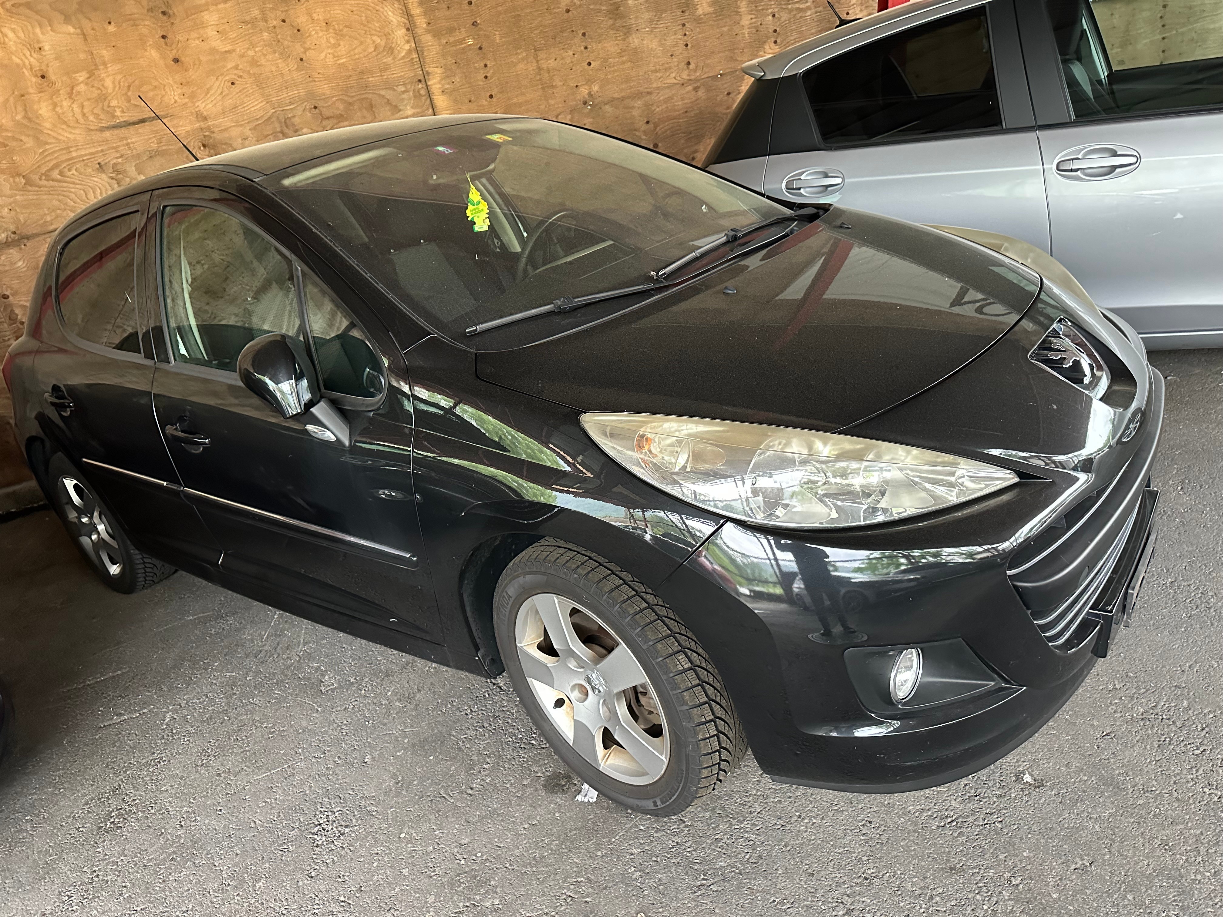 PEUGEOT 207 1.6 16V Lion Edition Automatic