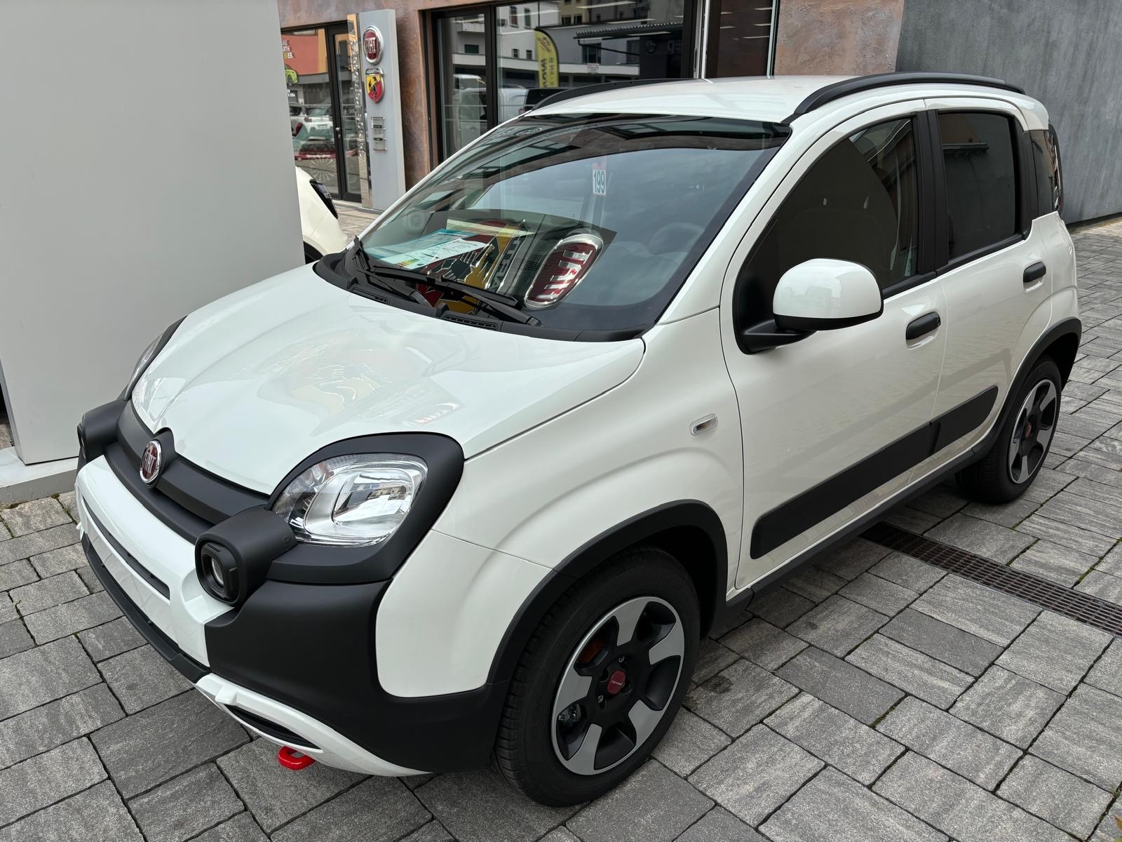 FIAT Panda 1.0 MHEV Cross