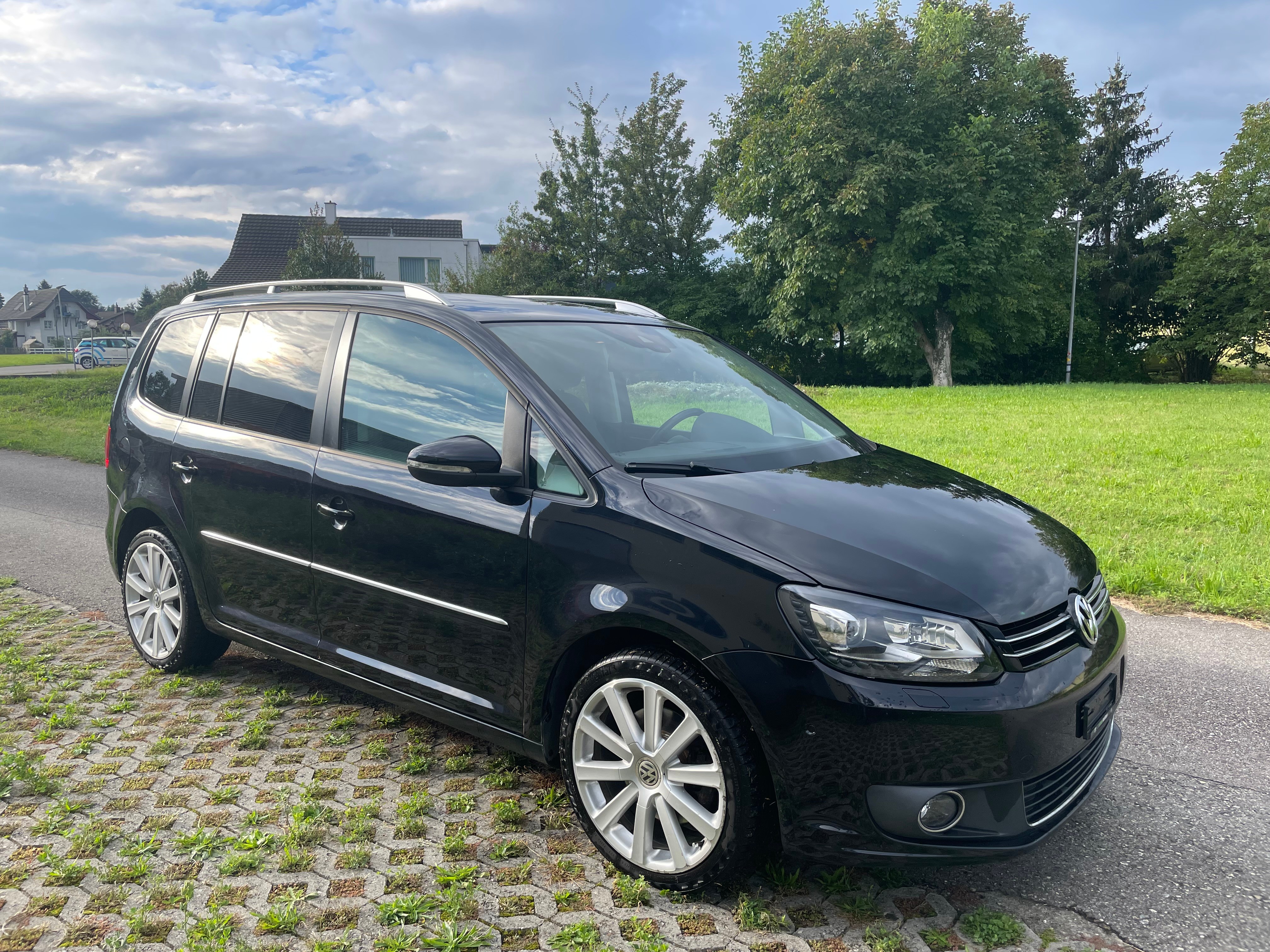 VW Touran 2.0 TDI Highline DSG