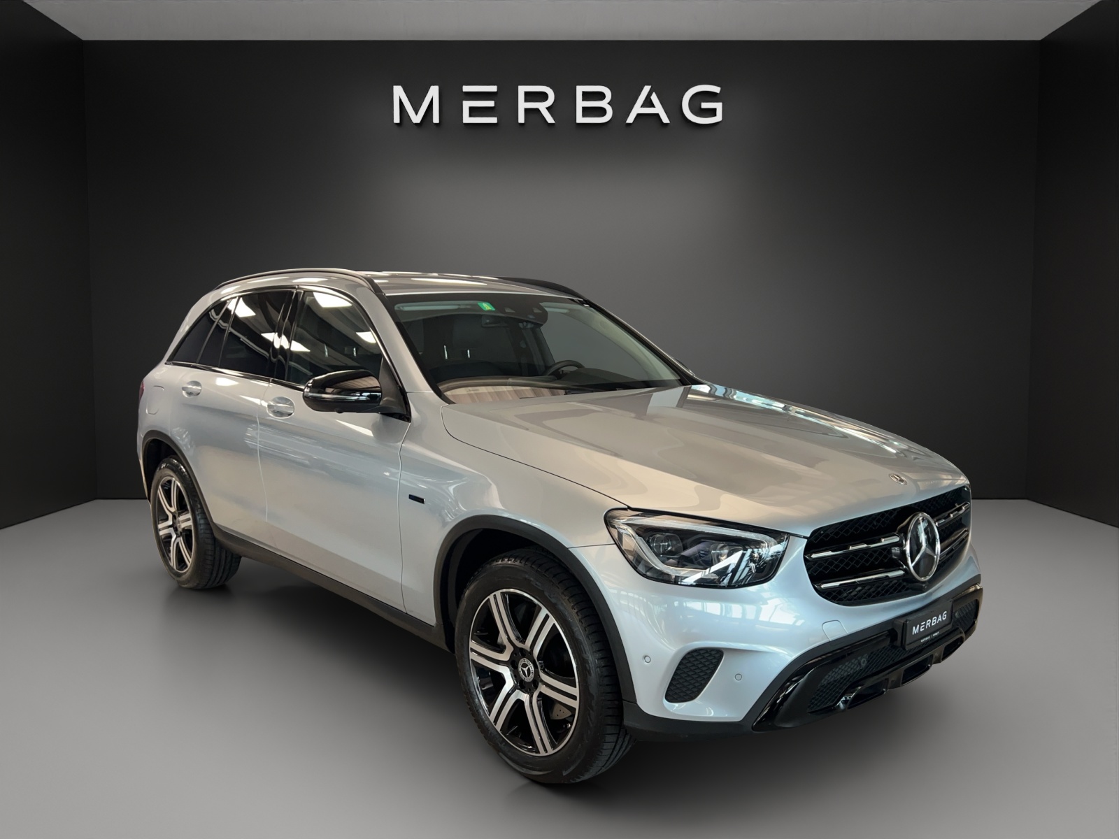 MERCEDES-BENZ GLC 300 e 4Matic