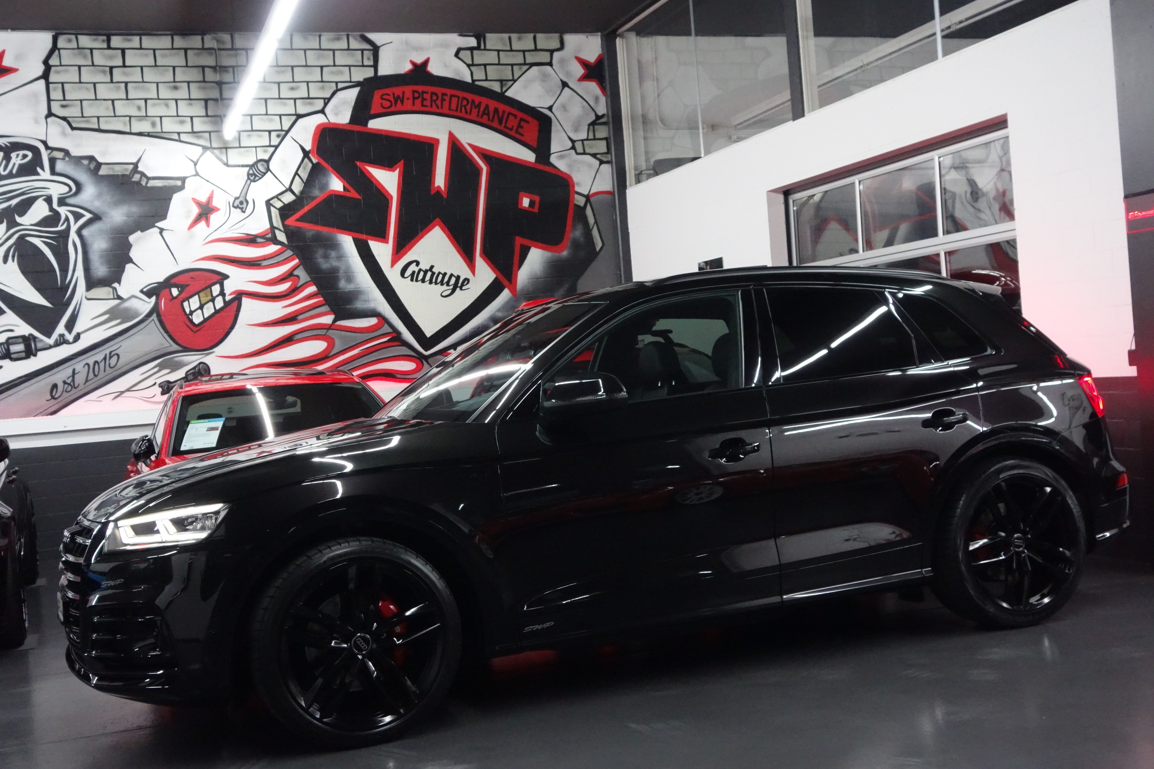 AUDI SQ5 3.0 TFSI QUATTRO S-TRONIC CH-FZ STANDHEIZUNG PANTHERSCHWARZ