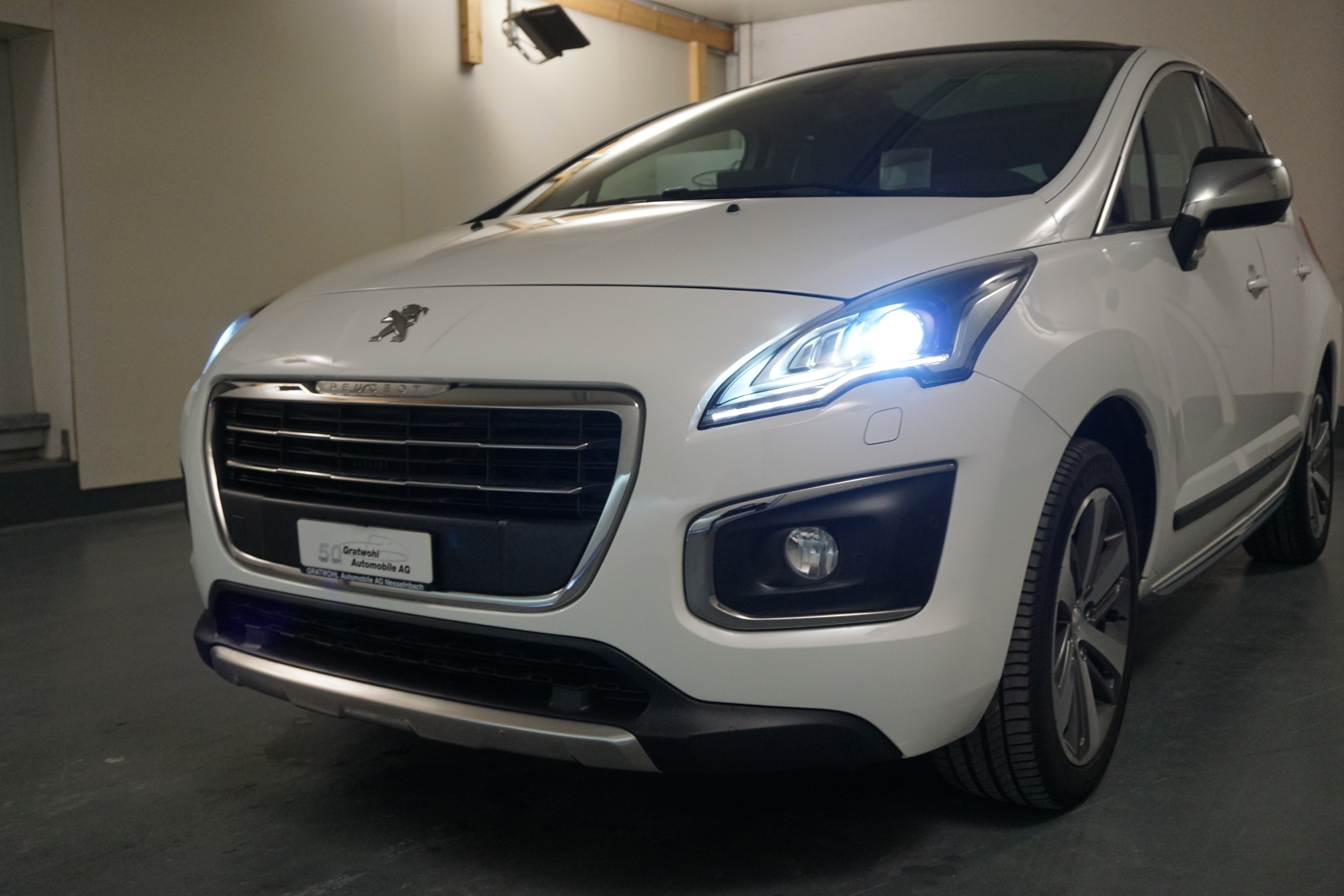 PEUGEOT 3008 1.6 16V T Féline Tiptronic