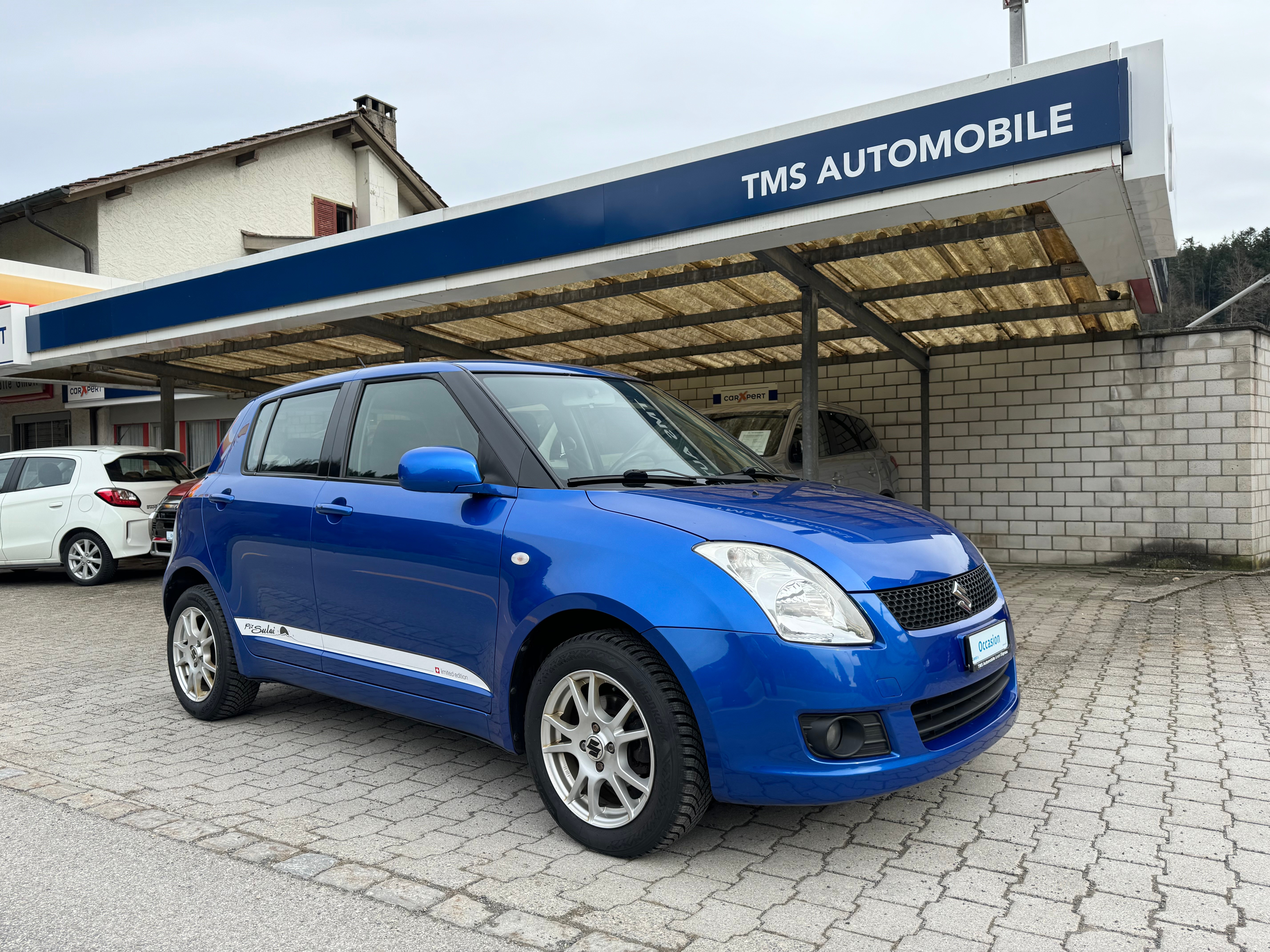 SUZUKI Swift 1.3i 16V GL Top Piz Sulai LE 4x4