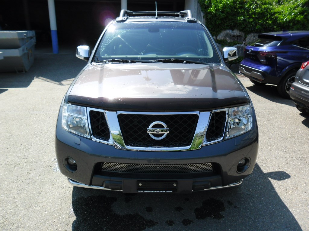 NISSAN Navara 3.0 V6 dCi Double Cab LE