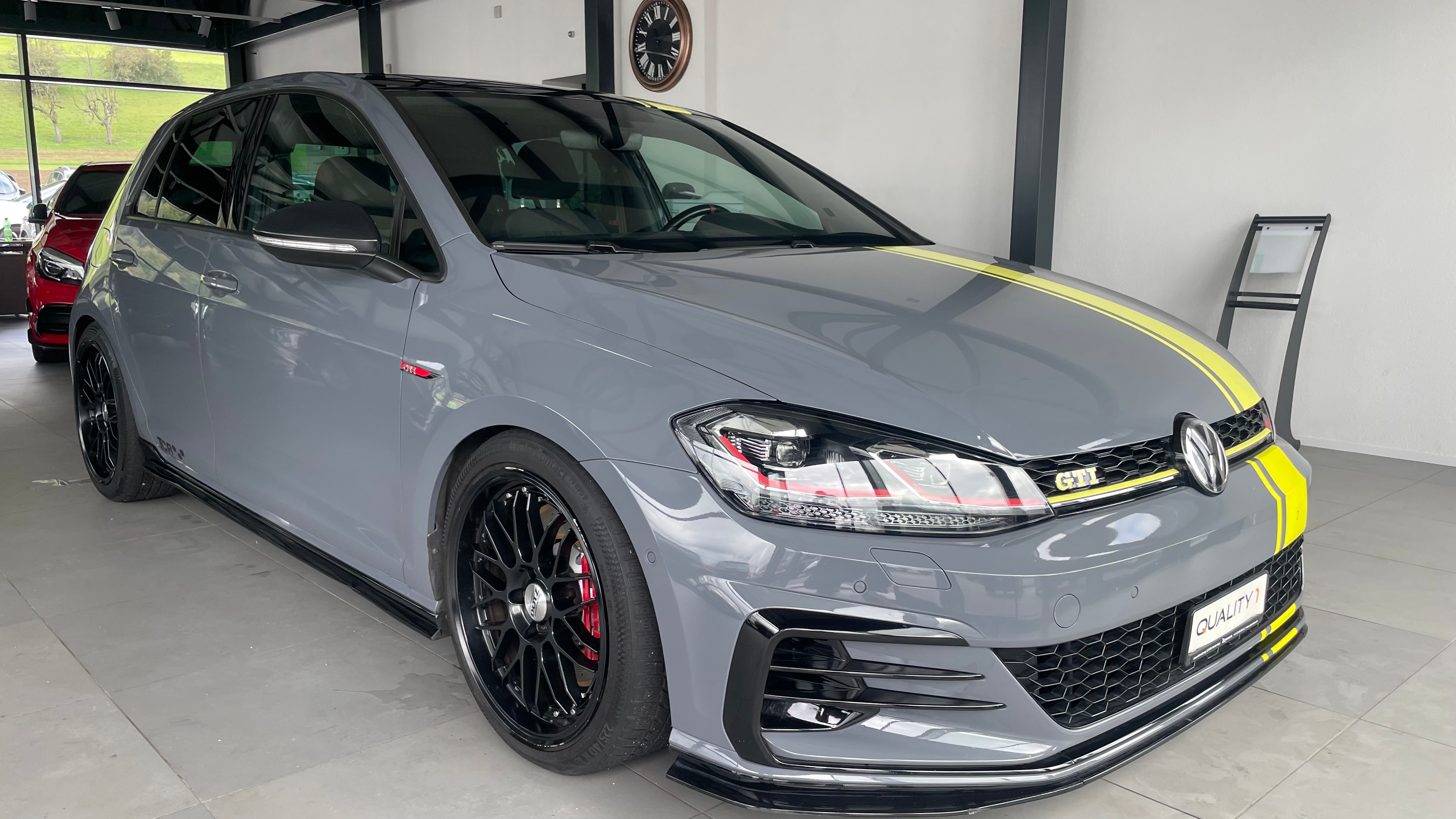 VW Golf 2.0 TSI GTI TCR DSG