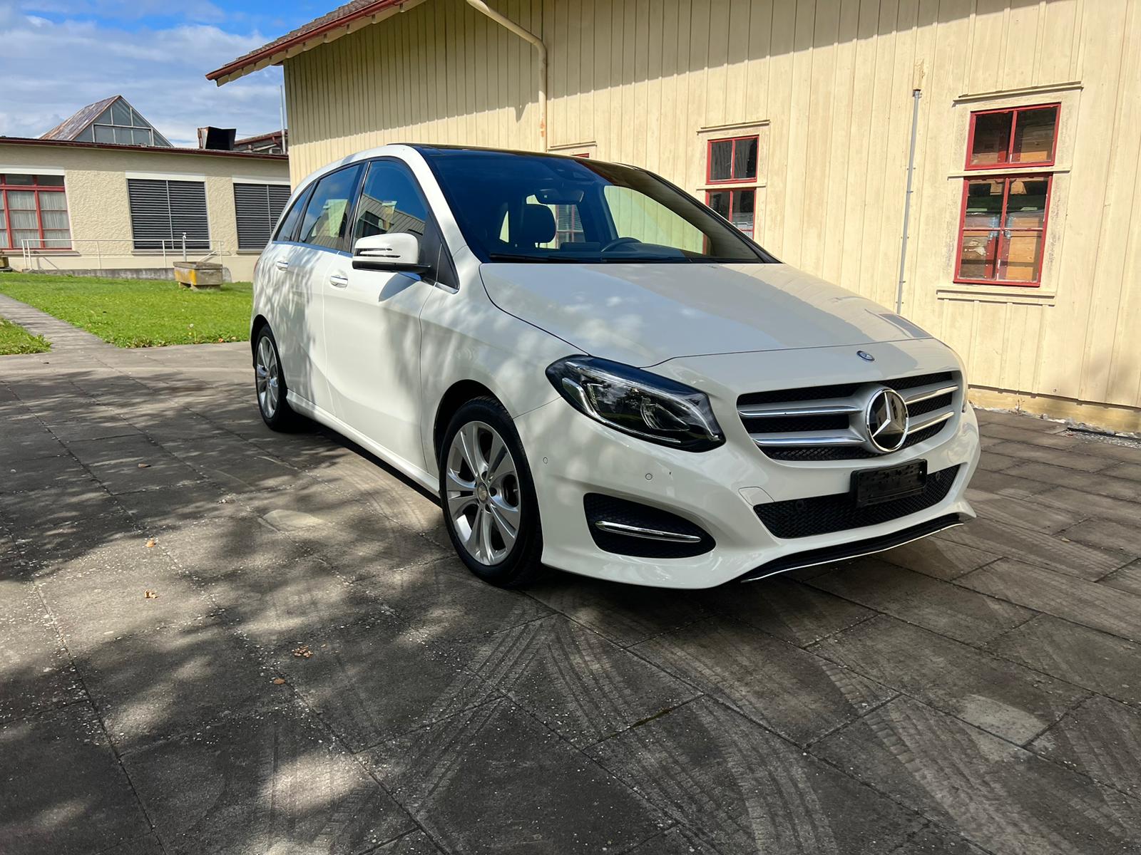 MERCEDES-BENZ B 220 Urban 4Matic 7G-DCT