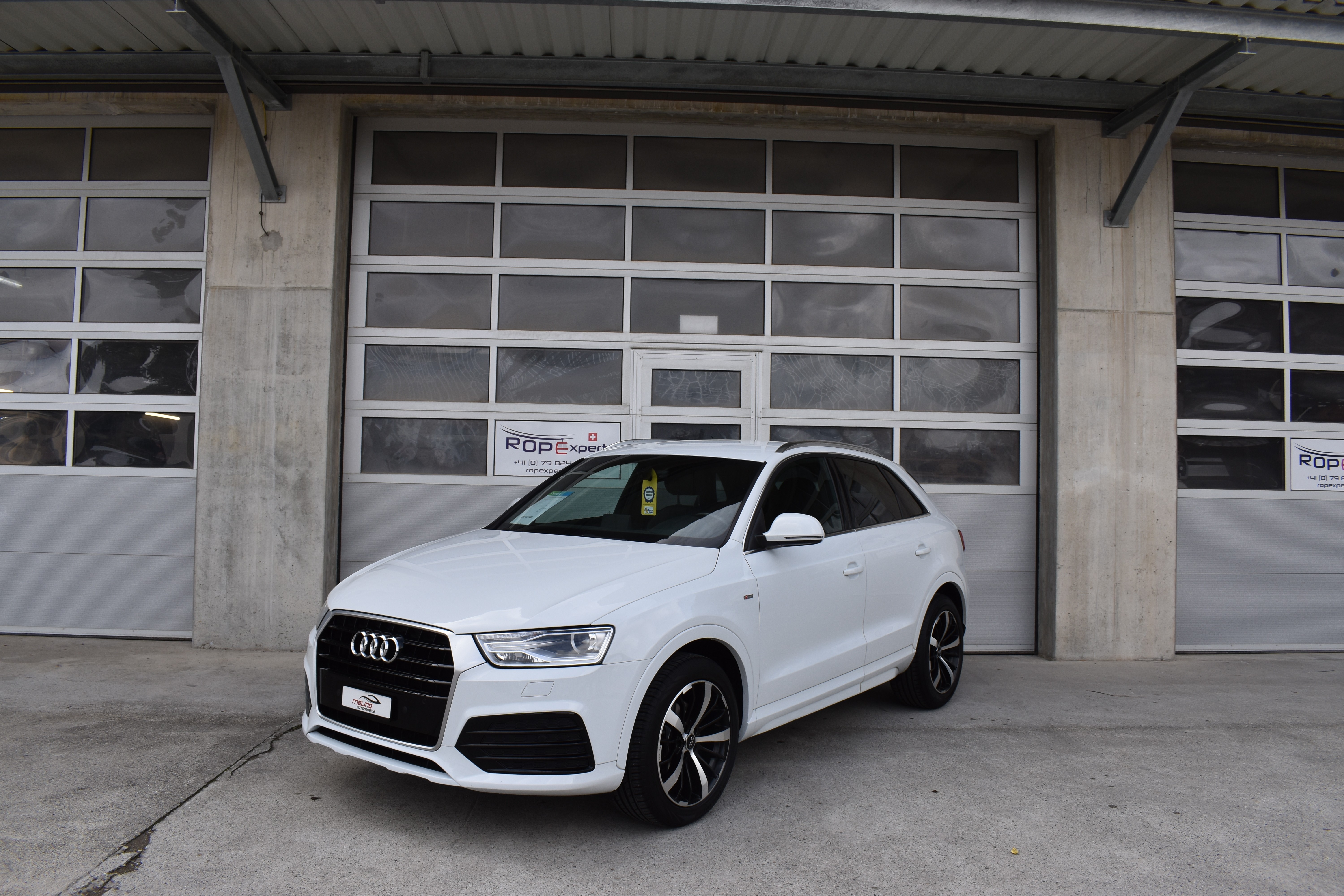 AUDI Q3 1.4 TFSI sport S-tronic S-Line