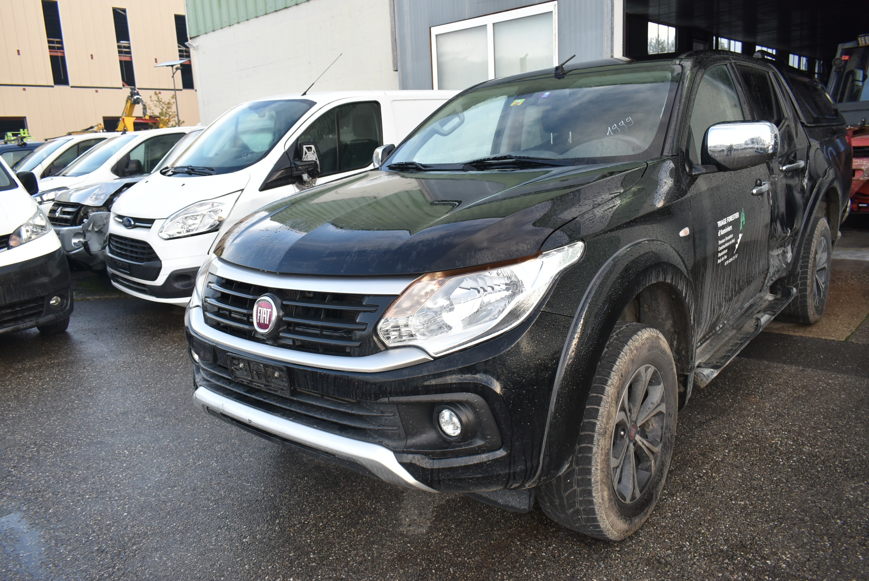 FIAT Fullback LX 2.4 MJ DC Base 4WD A