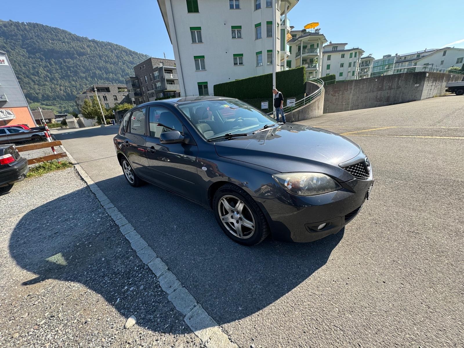 MAZDA 3 1.6 16V Confort