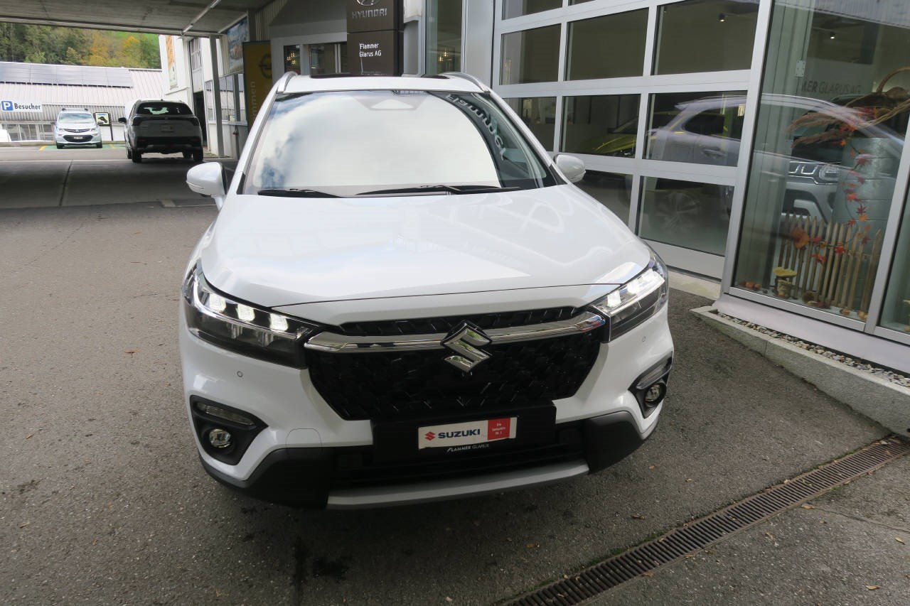 SUZUKI S-Cross 1.5 Piz Sulai Top Hybrid 4x4