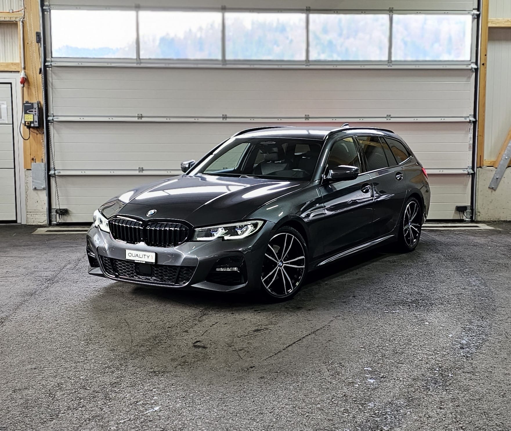 BMW 320i Touring Steptronic M Sport CH-Fahrzeug