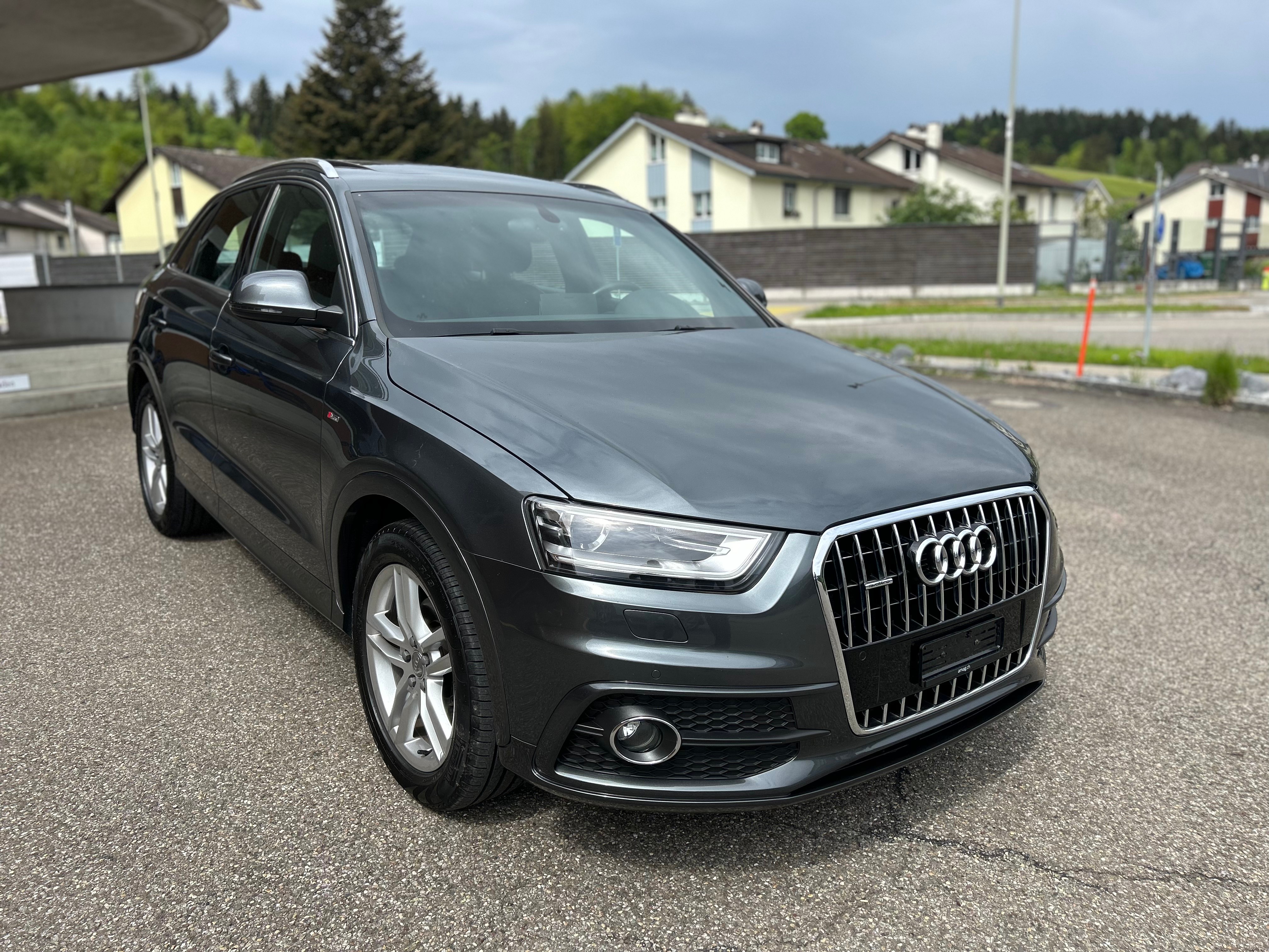 AUDI Q3 2.0 TDI quattro S-tronic