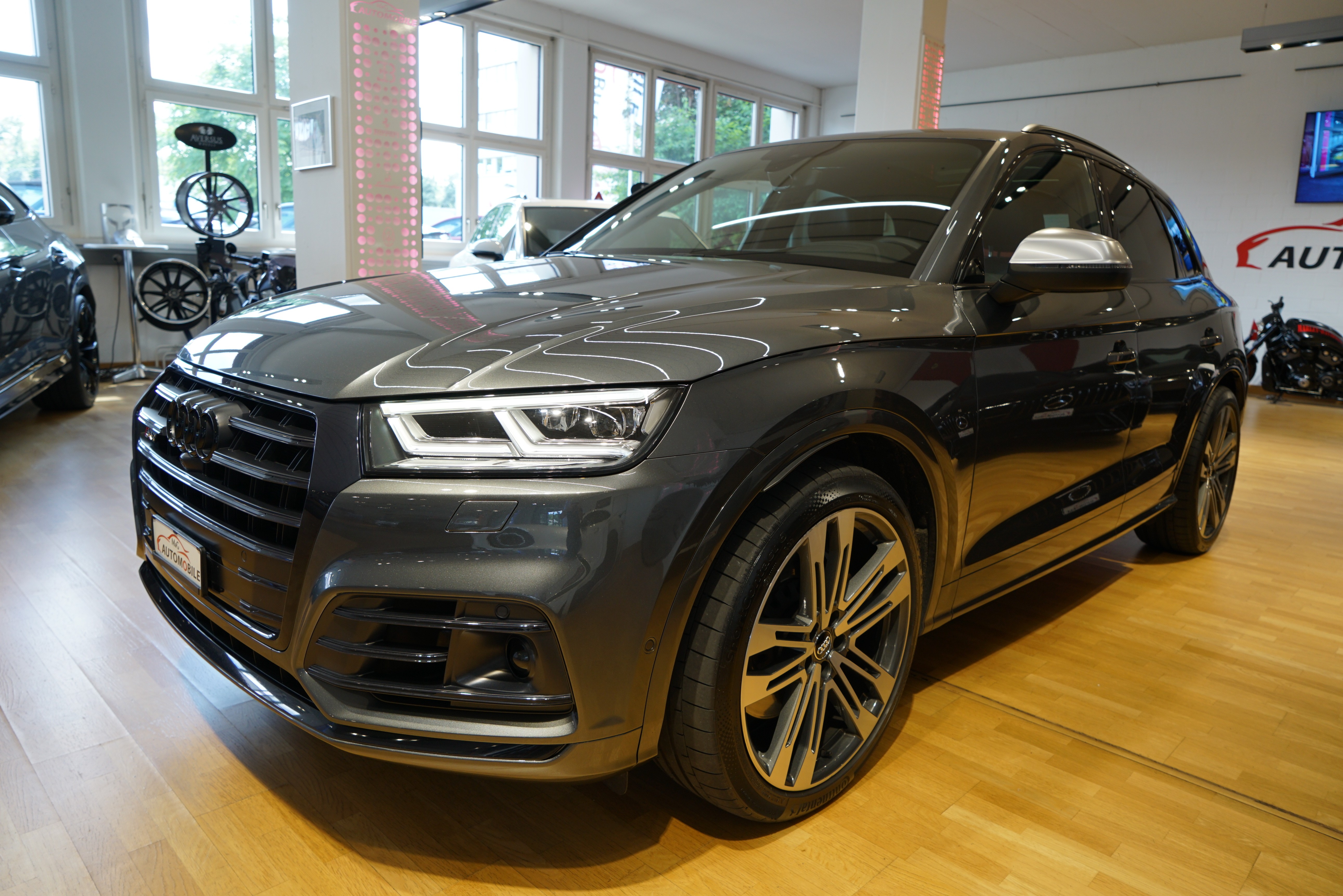 AUDI SQ5 TDI quattro tiptronic