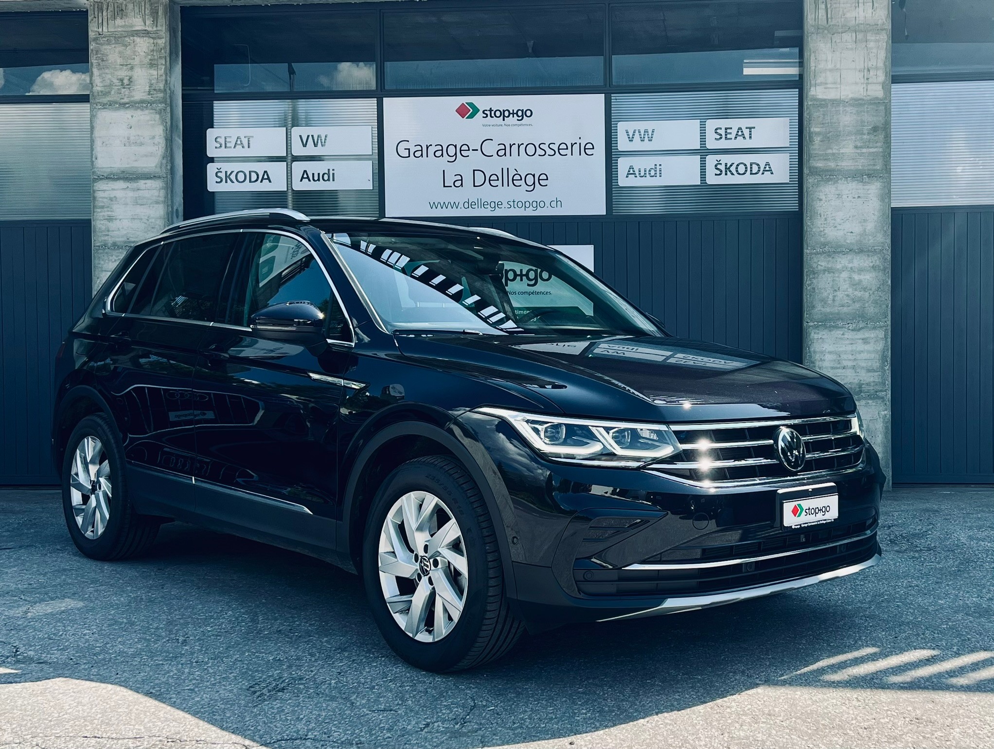 VW Tiguan 2.0TSI Elegance 4Motion DSG