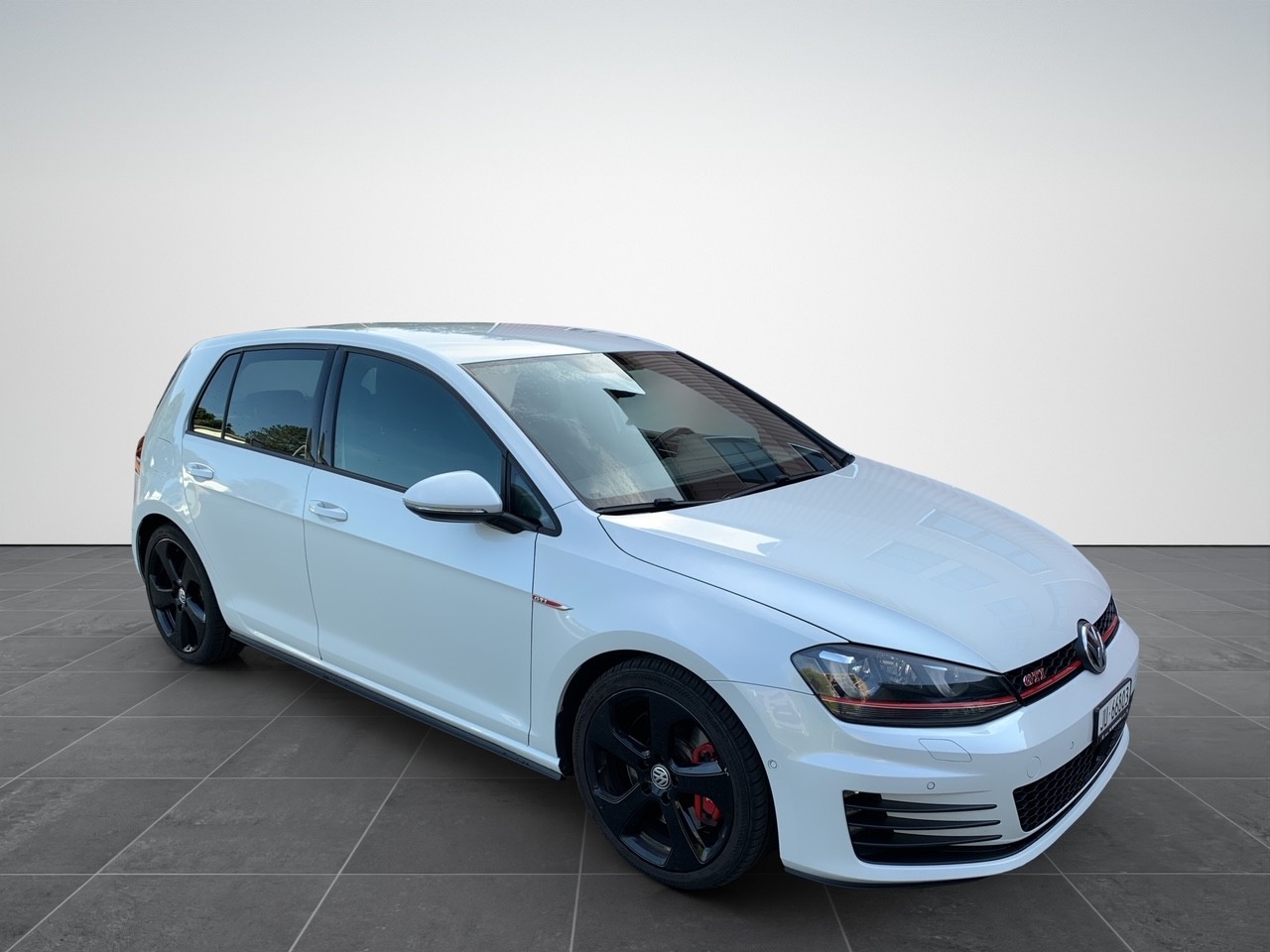 VW Golf 2.0 TSI GTI Performance