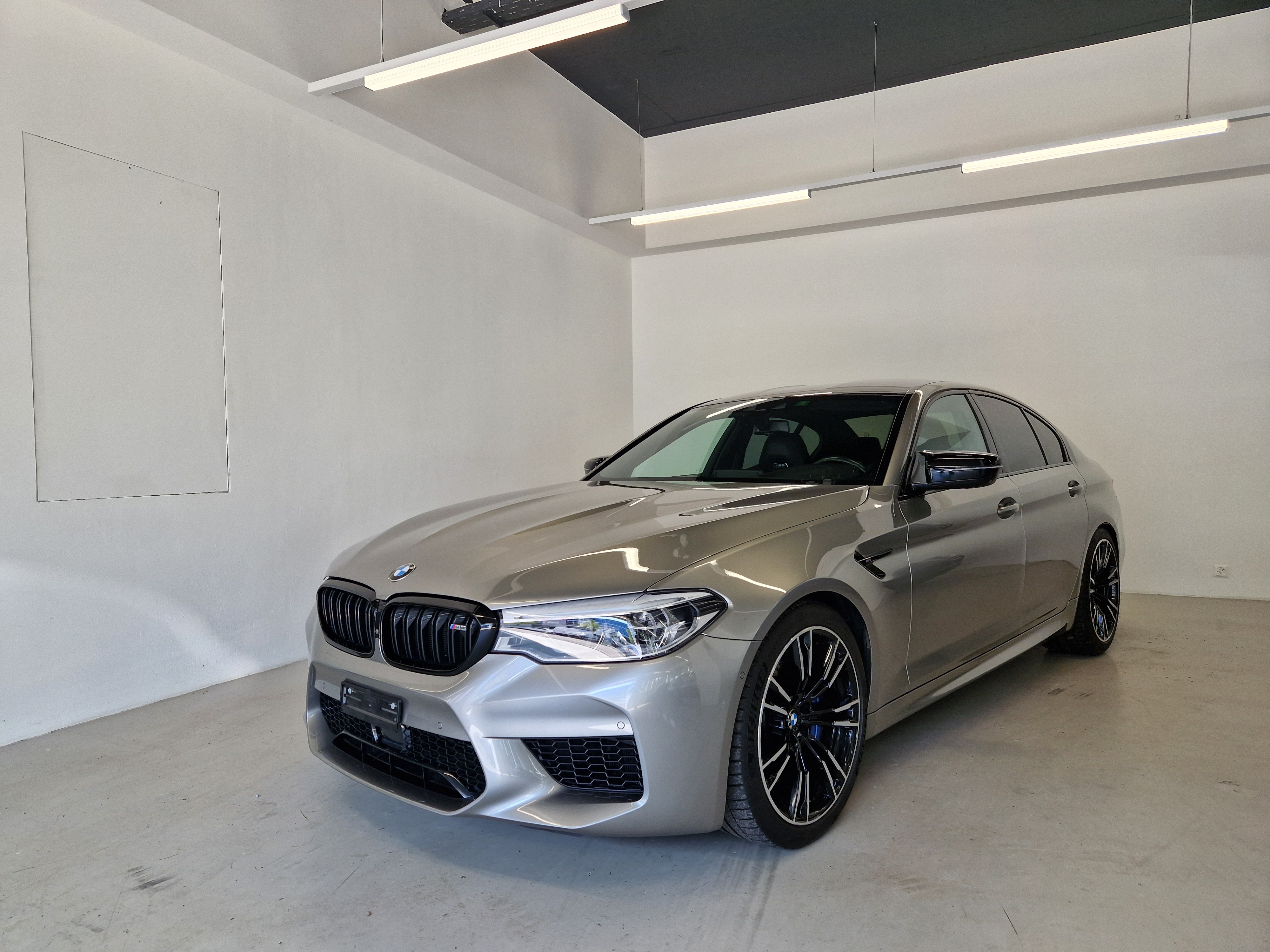 BMW M5 xDrive Competition Drivelogic