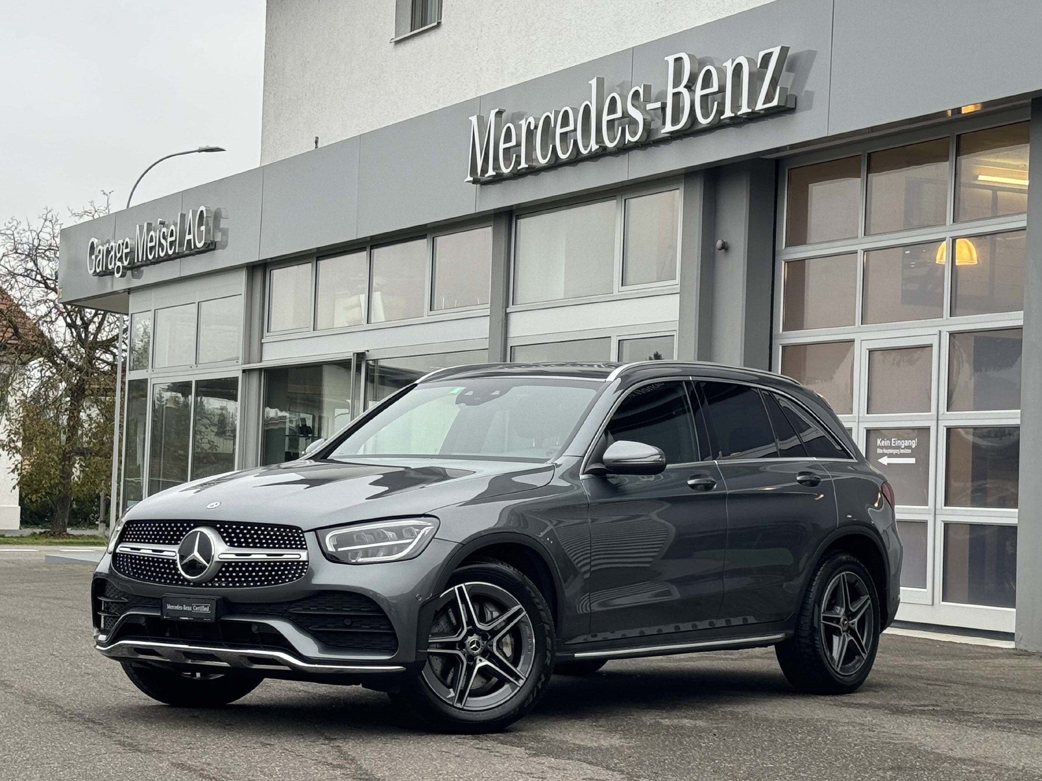 MERCEDES-BENZ GLC 200 AMG-Line 4Matic