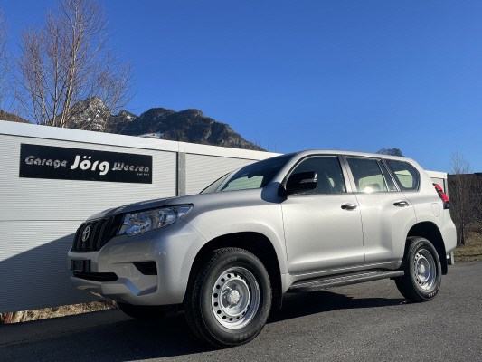 TOYOTA LandCruiser 2.8TD Active