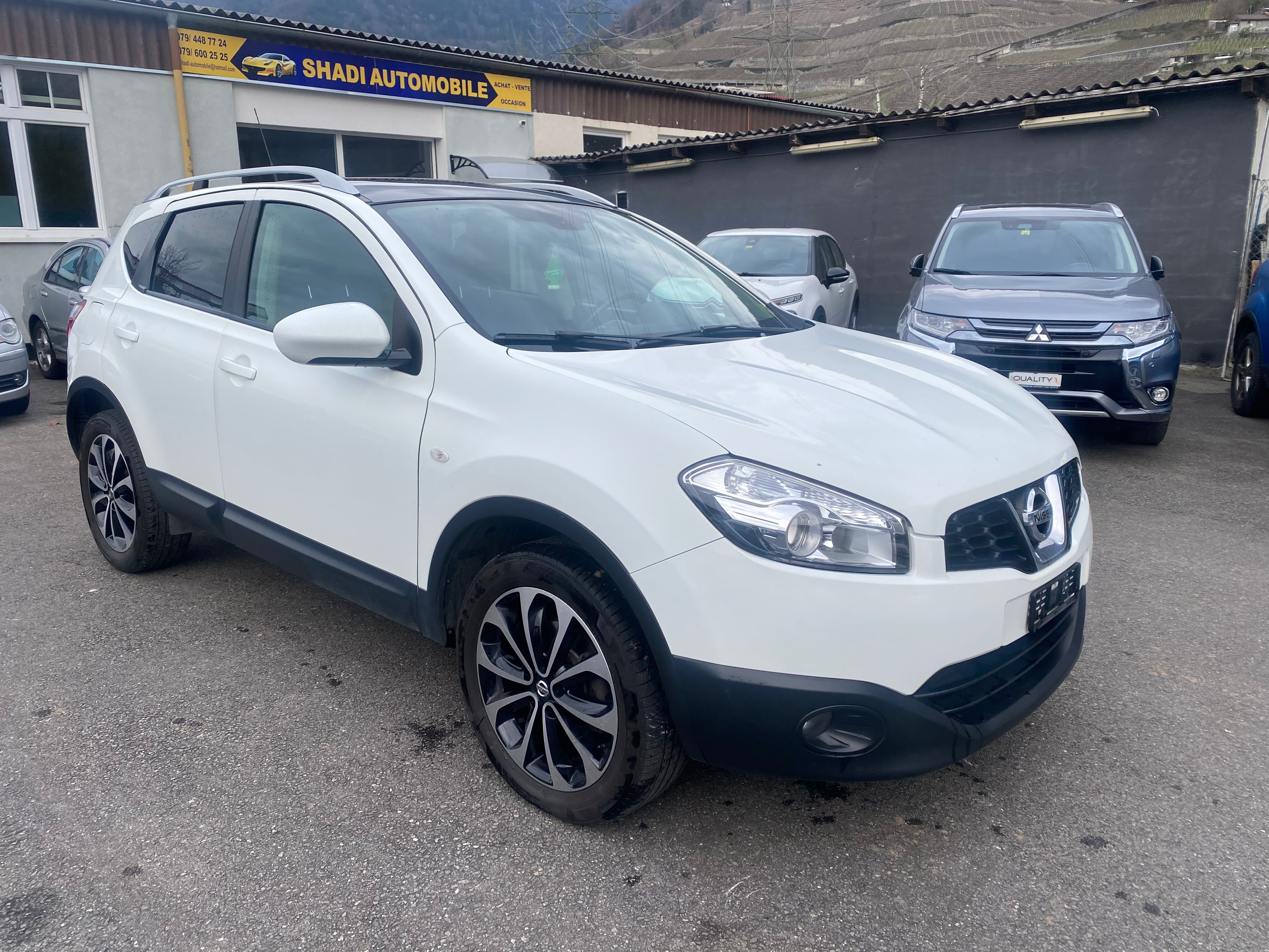 NISSAN Qashqai 2.0 dCi 4WD tekna Automatic