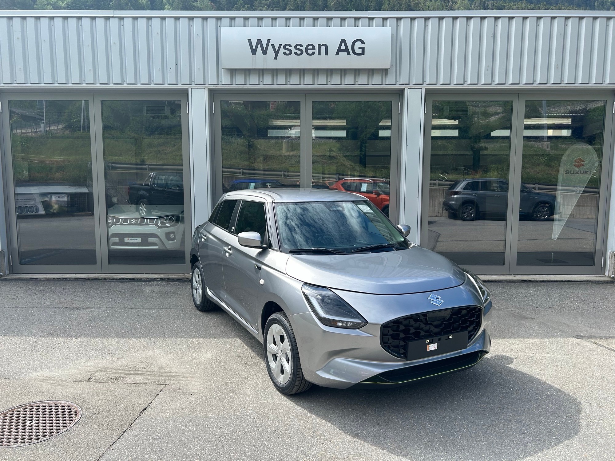 SUZUKI Swift 1.2 1st Edition Hybrid 4x4