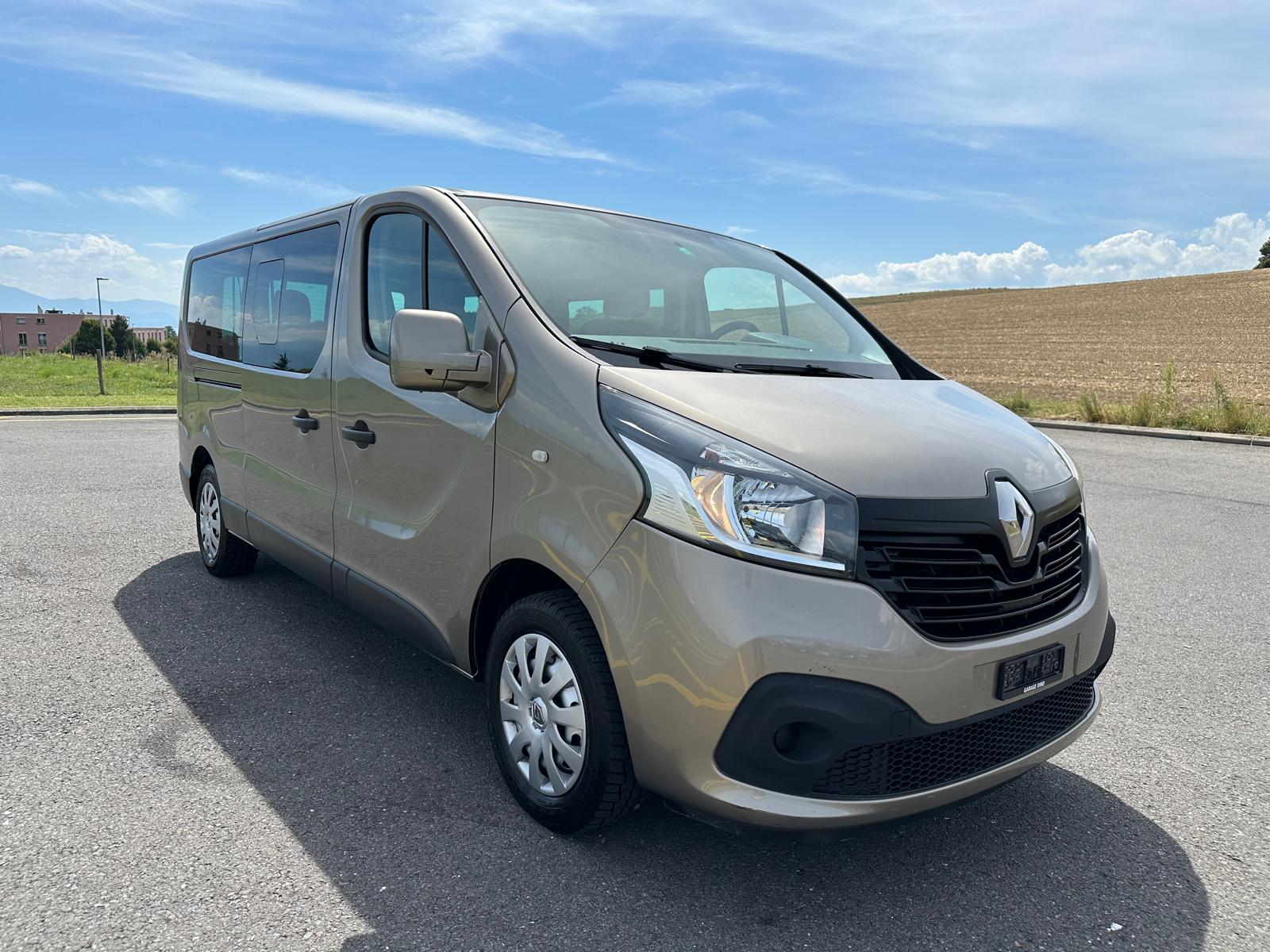 RENAULT Trafic ENERGY dCi 125 Grand Passenger Authentique