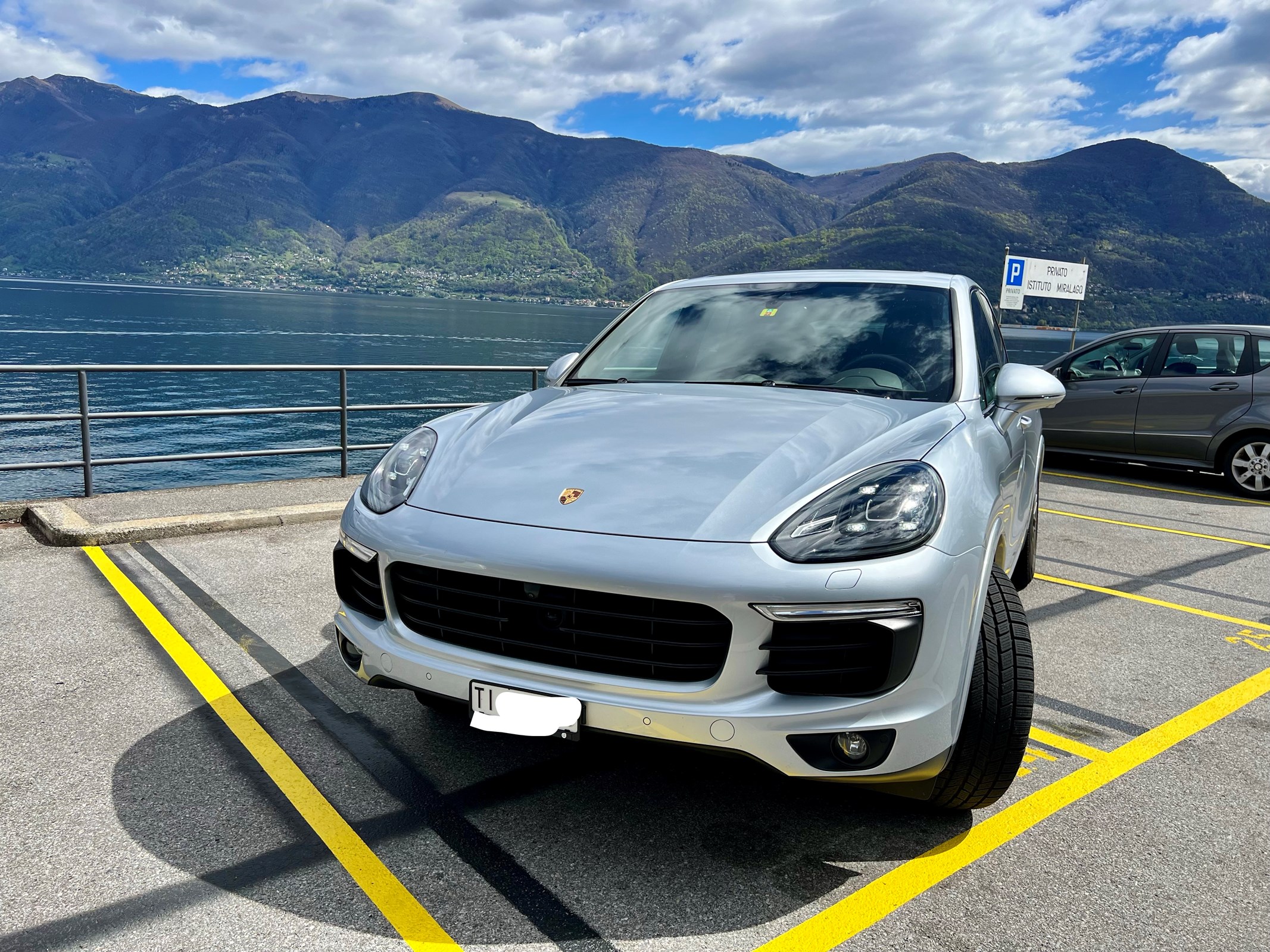 PORSCHE Cayenne S E-Hybrid Platinum Edition