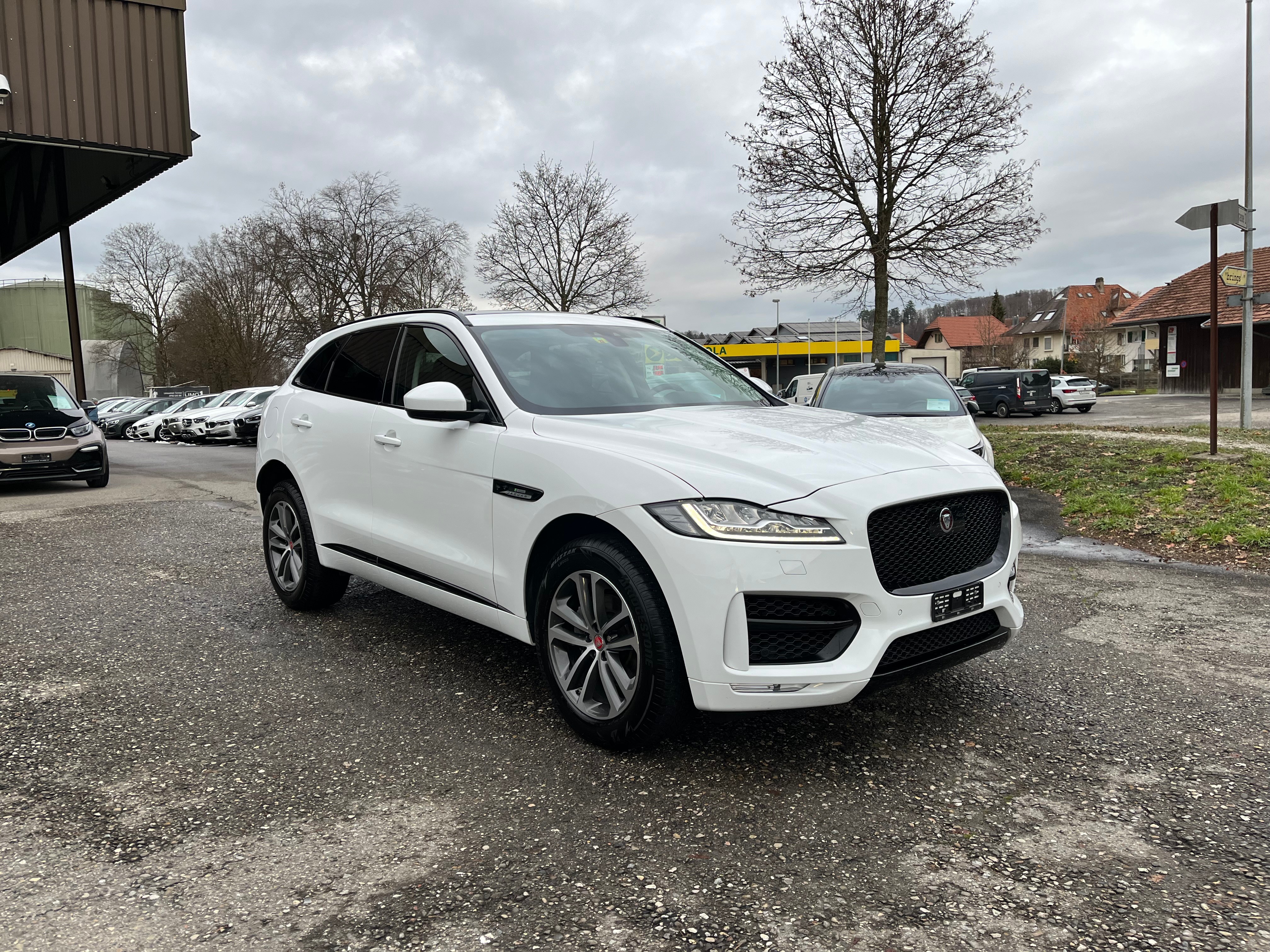 JAGUAR F-Pace 25t 2.0 R-Sport AWD Automatik