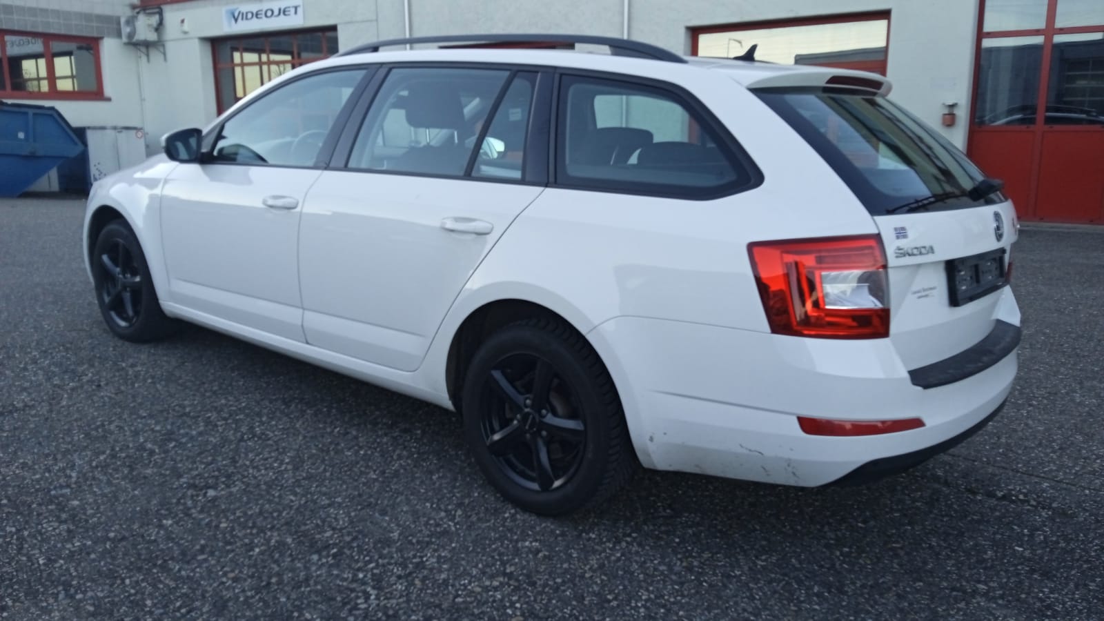 SKODA Octavia Combi 2.0 TDI Elegance 4x4