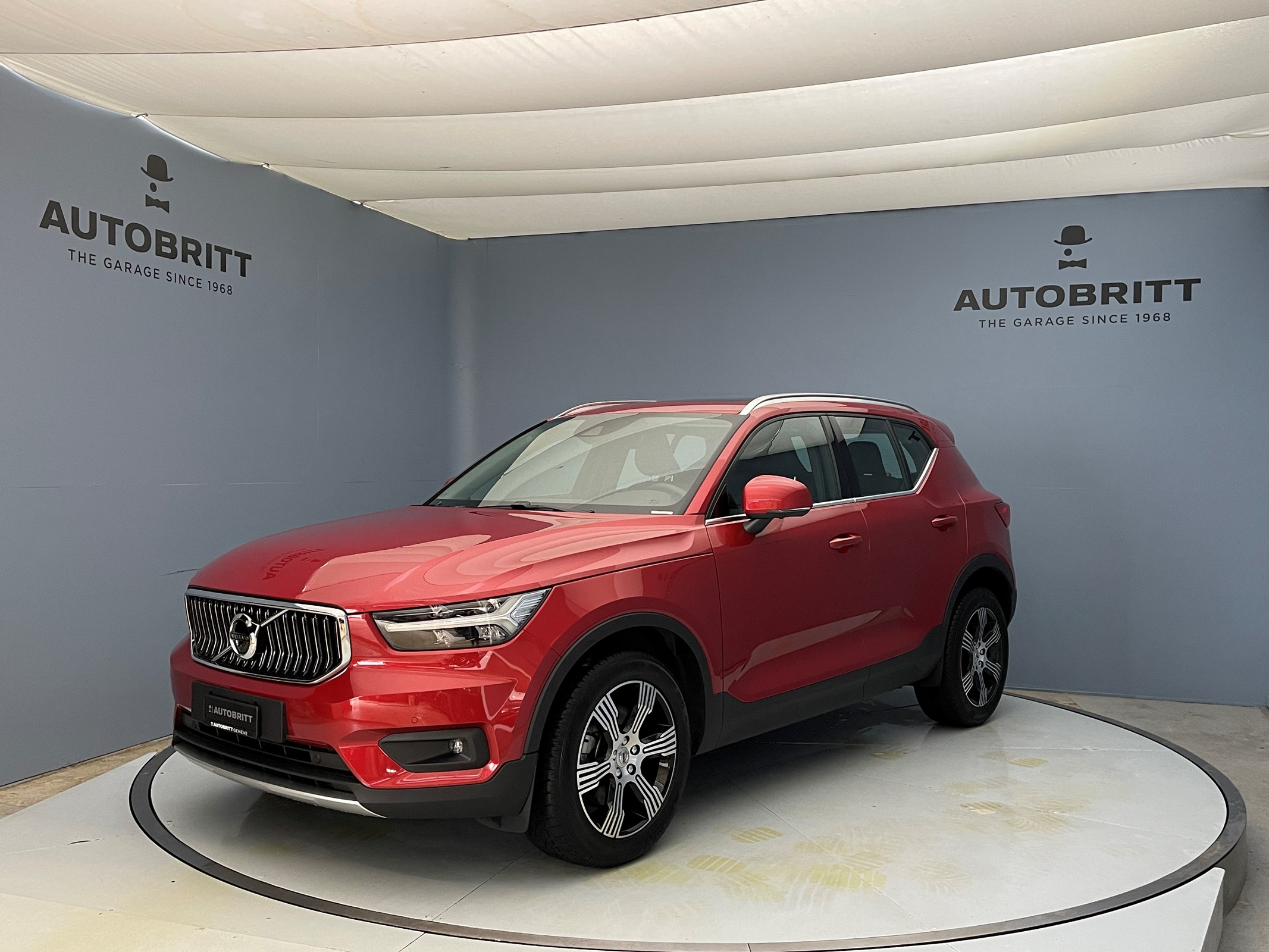 VOLVO XC40 2.0 B4 MH Inscription AWD