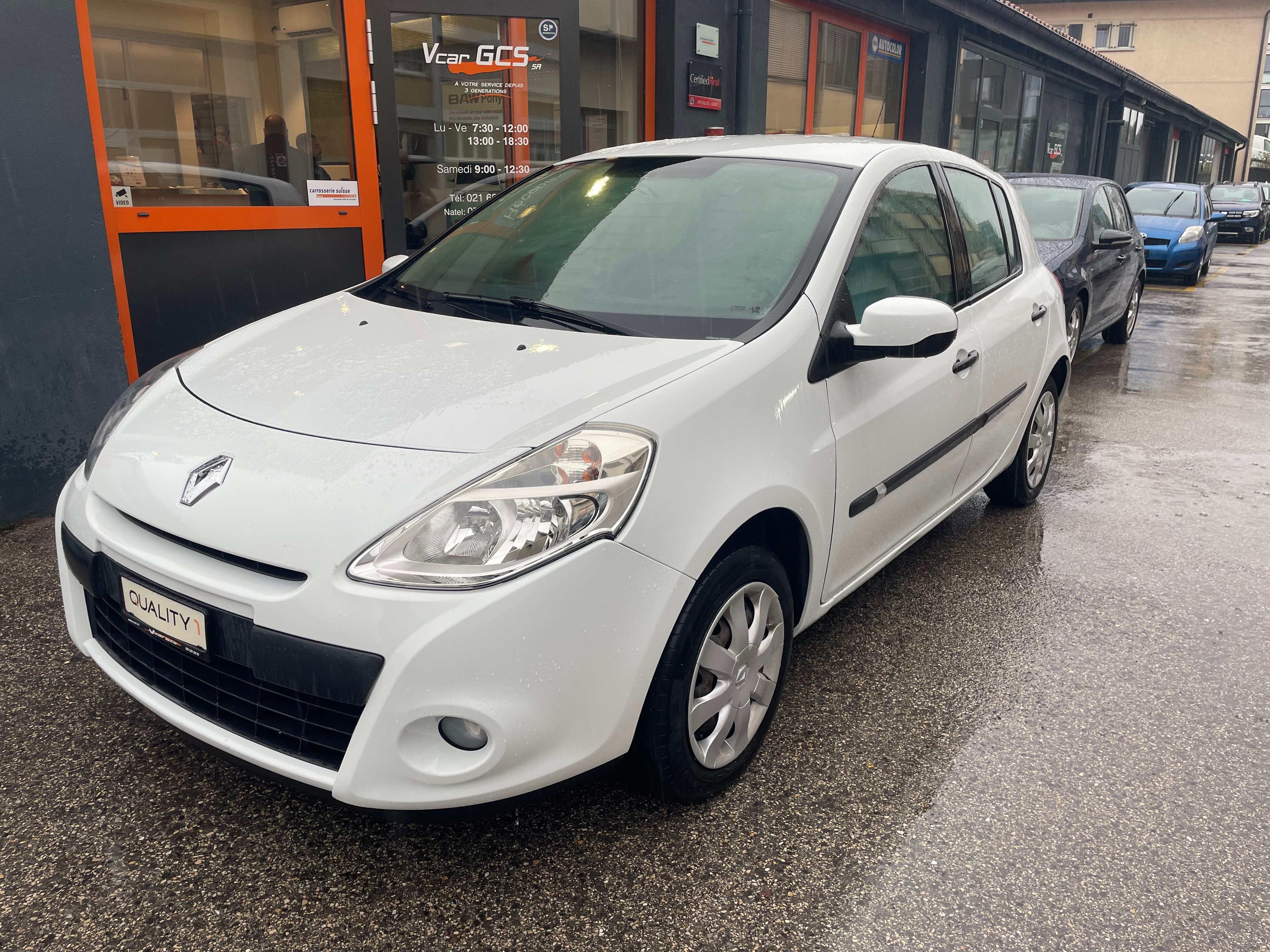 RENAULT Clio 1.2 16V Yahoo