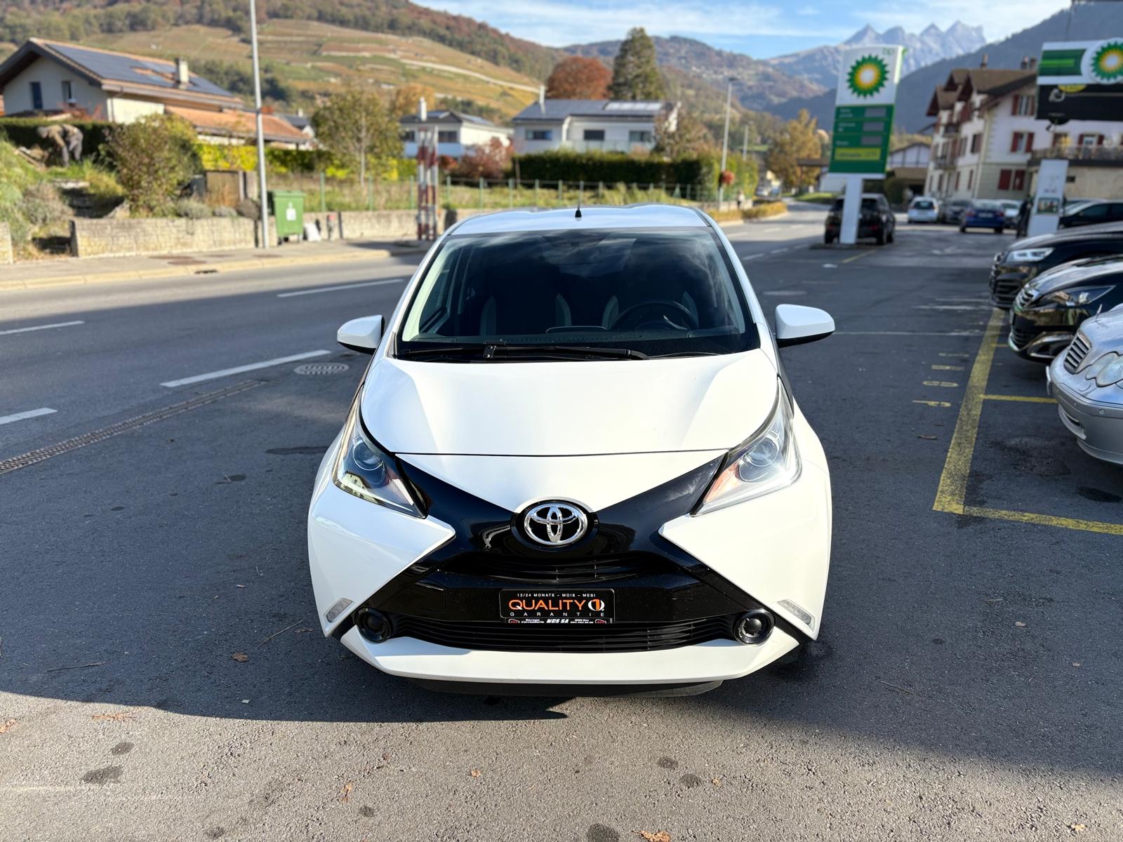 TOYOTA Aygo 1.2 VVT-i x-play