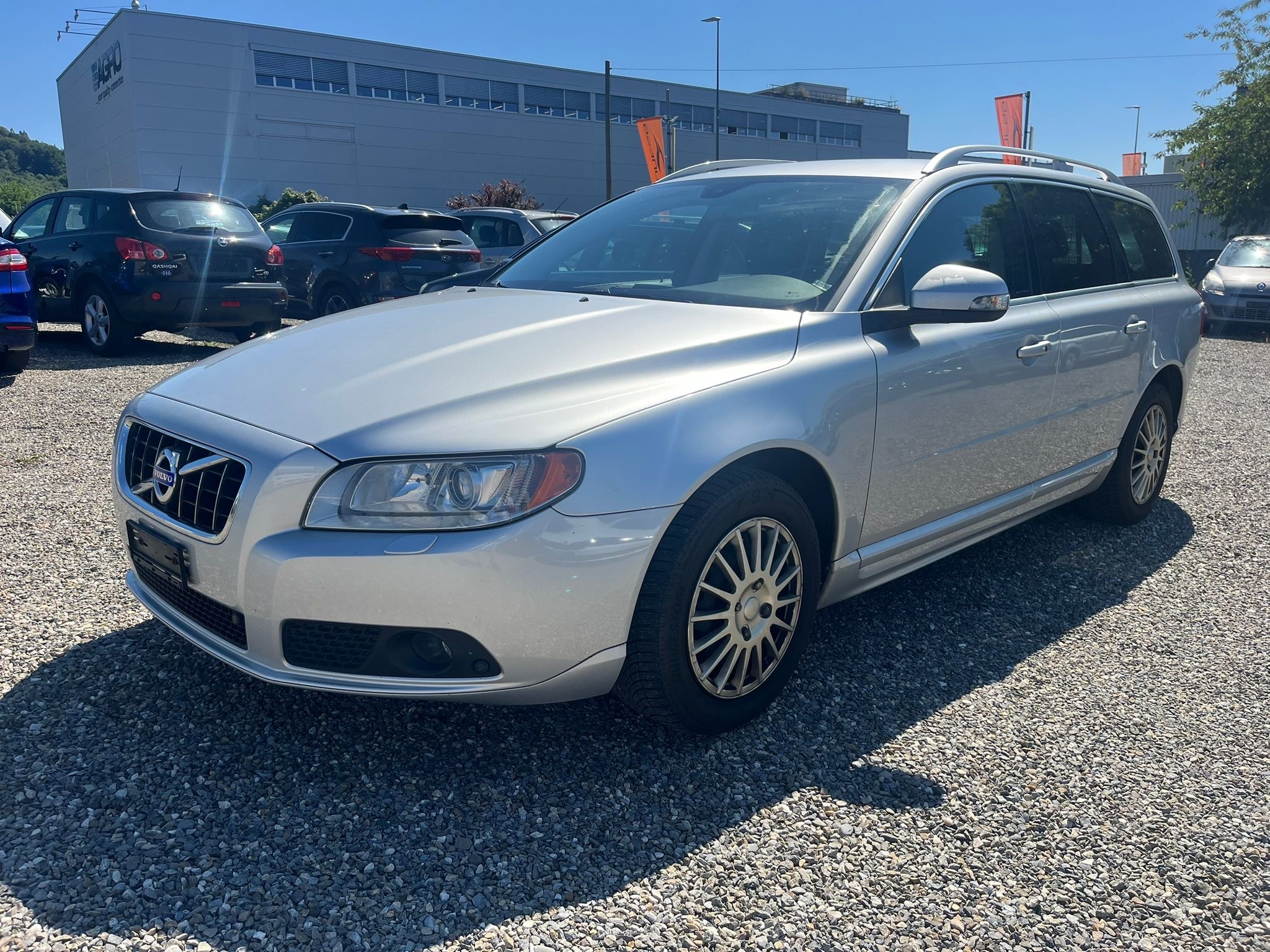 VOLVO V70 D5 AWD Summum Geartronic