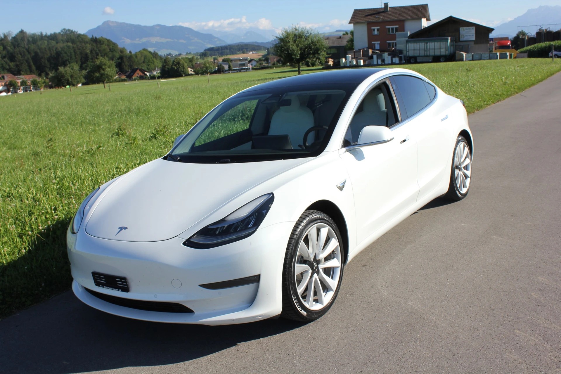 TESLA Model 3 Long Range Dual Motor AWD