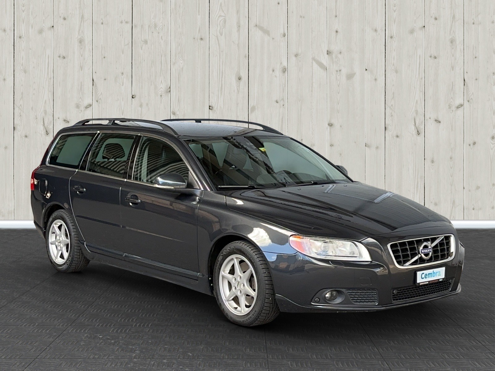 VOLVO V70 D4 AWD Momentum Geartronic