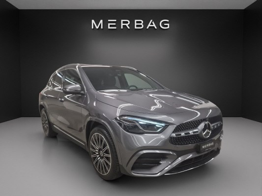 MERCEDES-BENZ GLA 220d 4Matic 8G-DCT