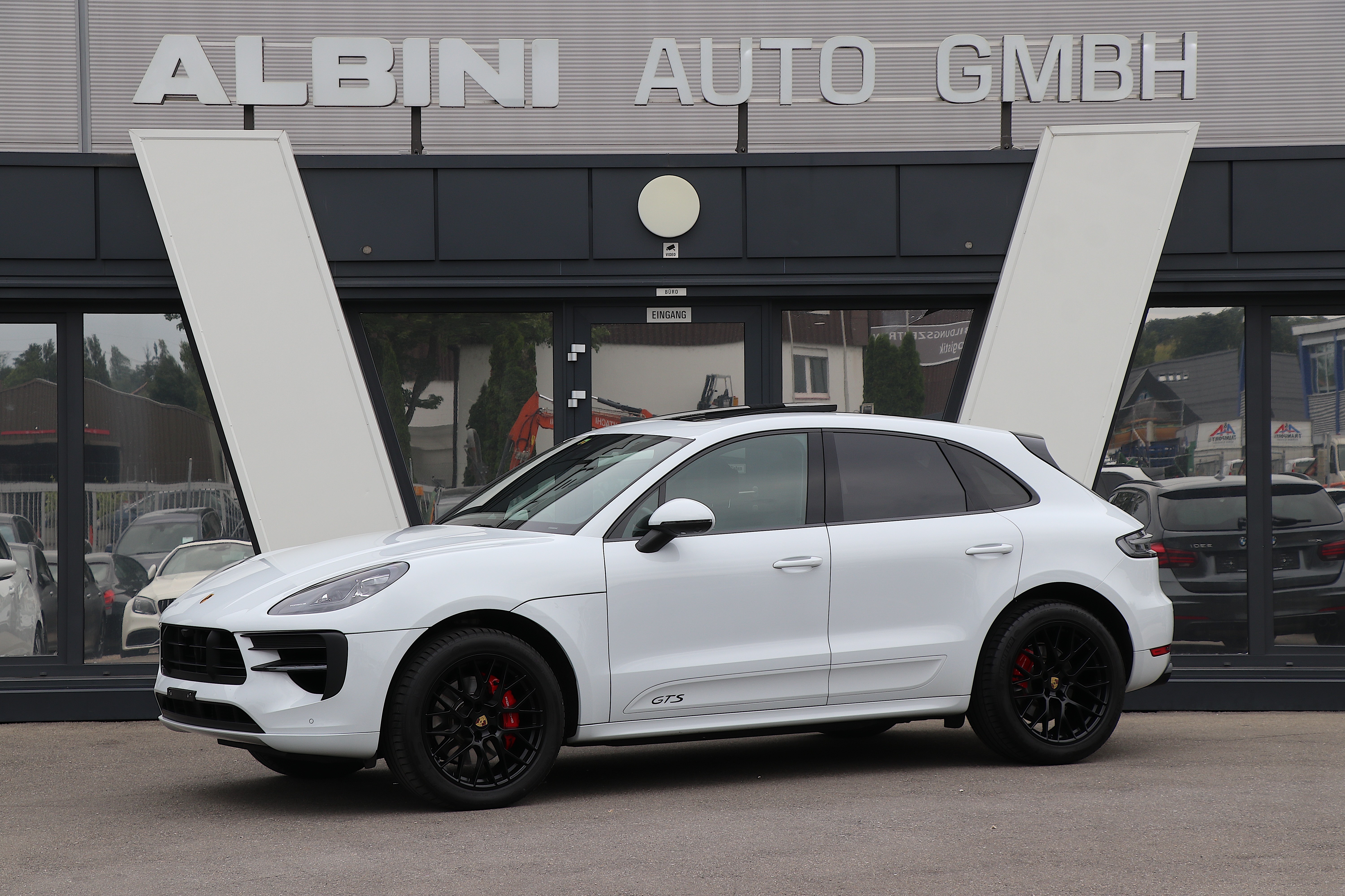 PORSCHE Macan GTS PDK