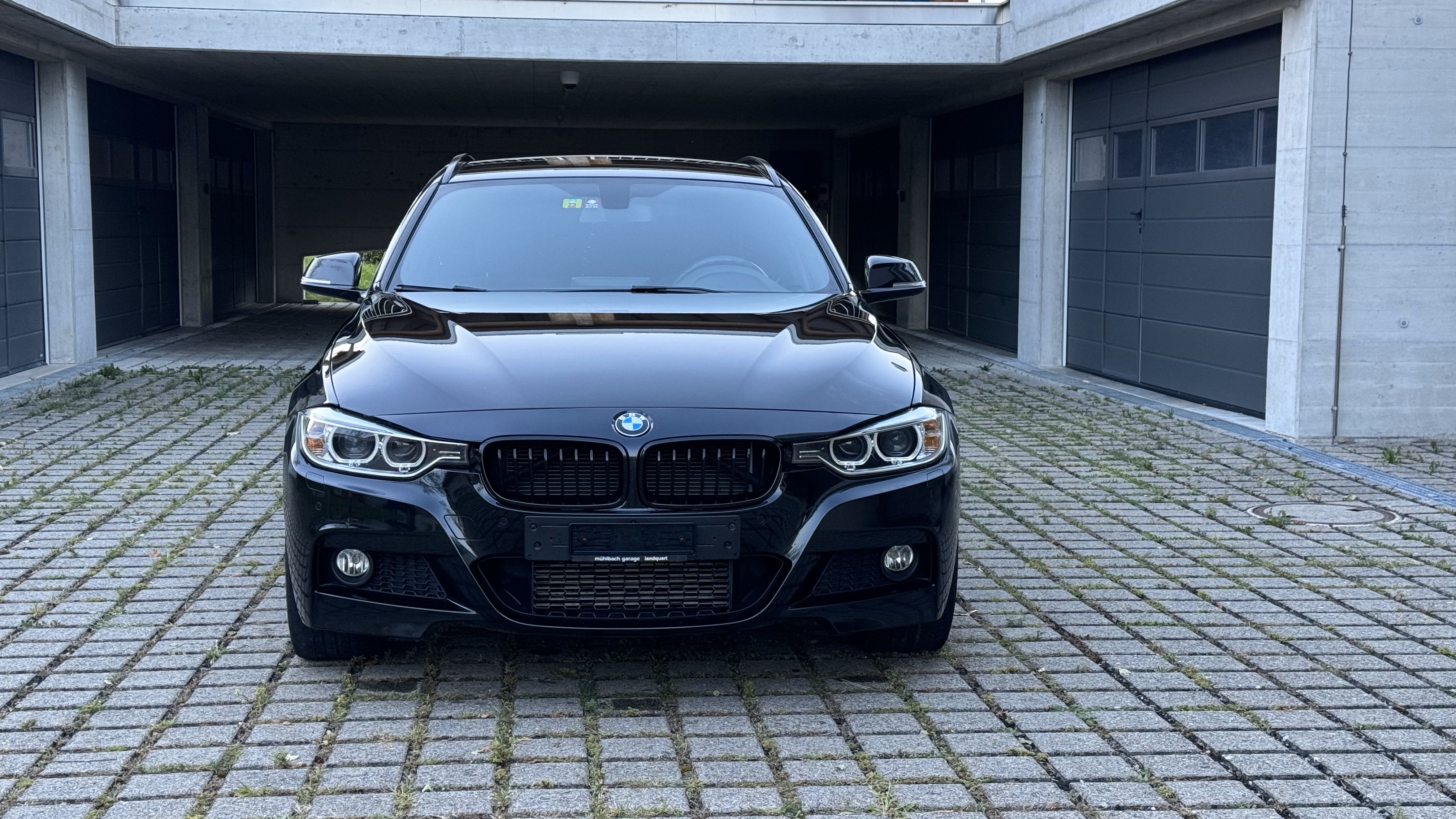 BMW 320d xDrive Touring Sport Line Steptronic