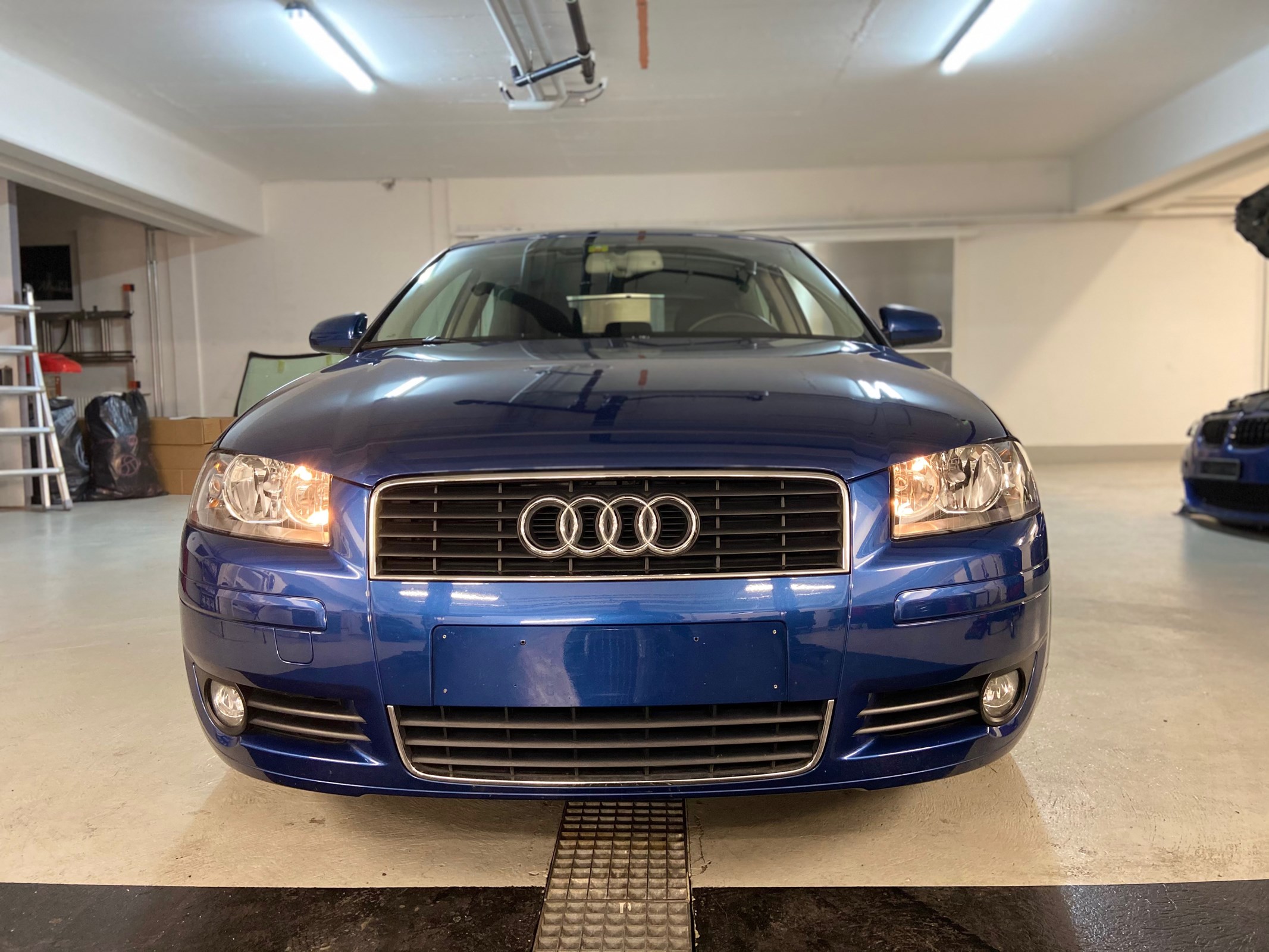 AUDI A3 2.0 FSI Ambiente