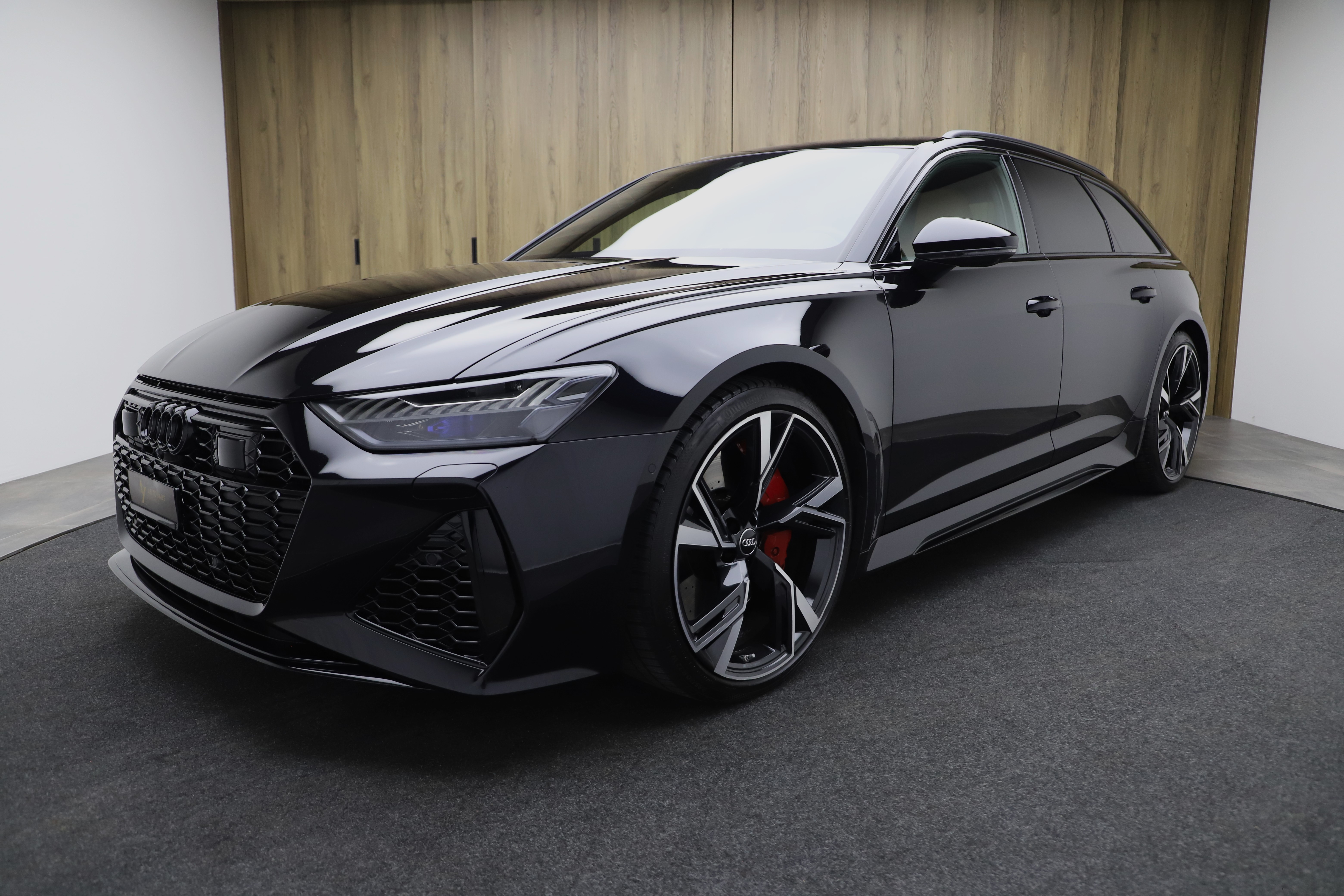 AUDI RS6 Avant 4.0 TFSI V8 quattro